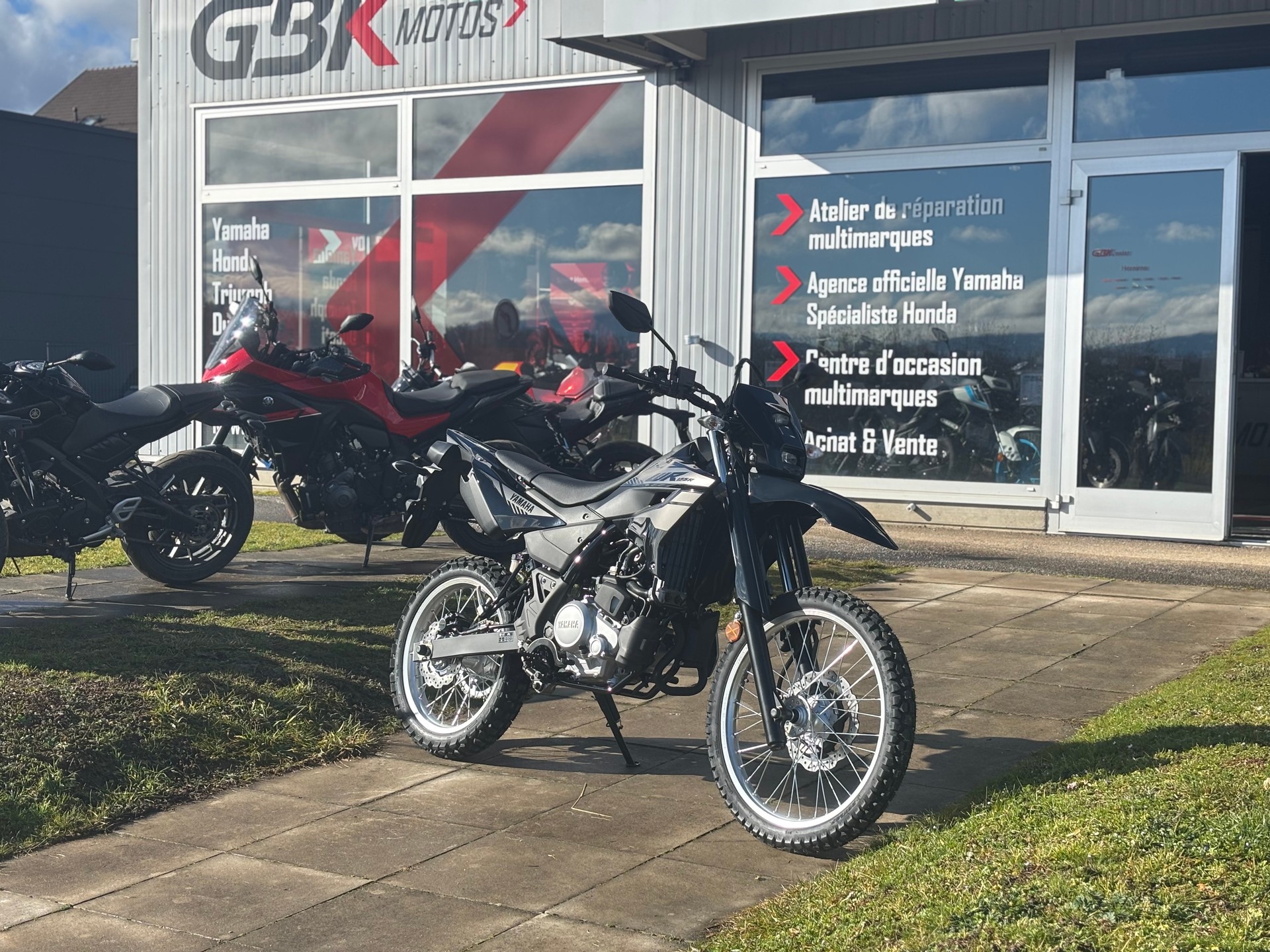 YAMAHA WR125-image-7