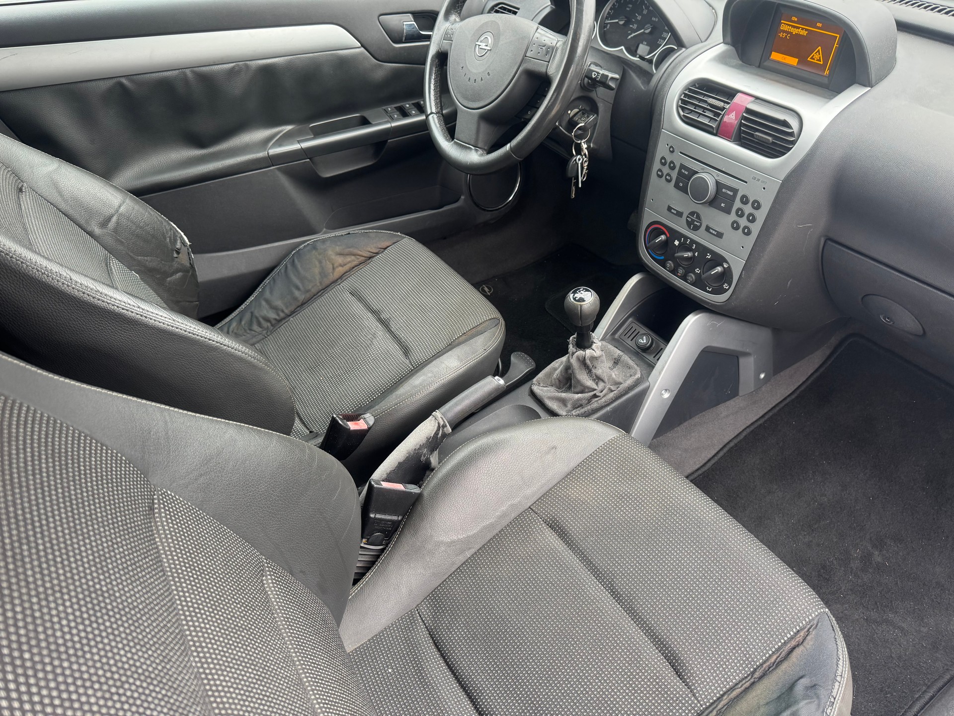 OPEL Tigra 1.8 Enjoy-image-8