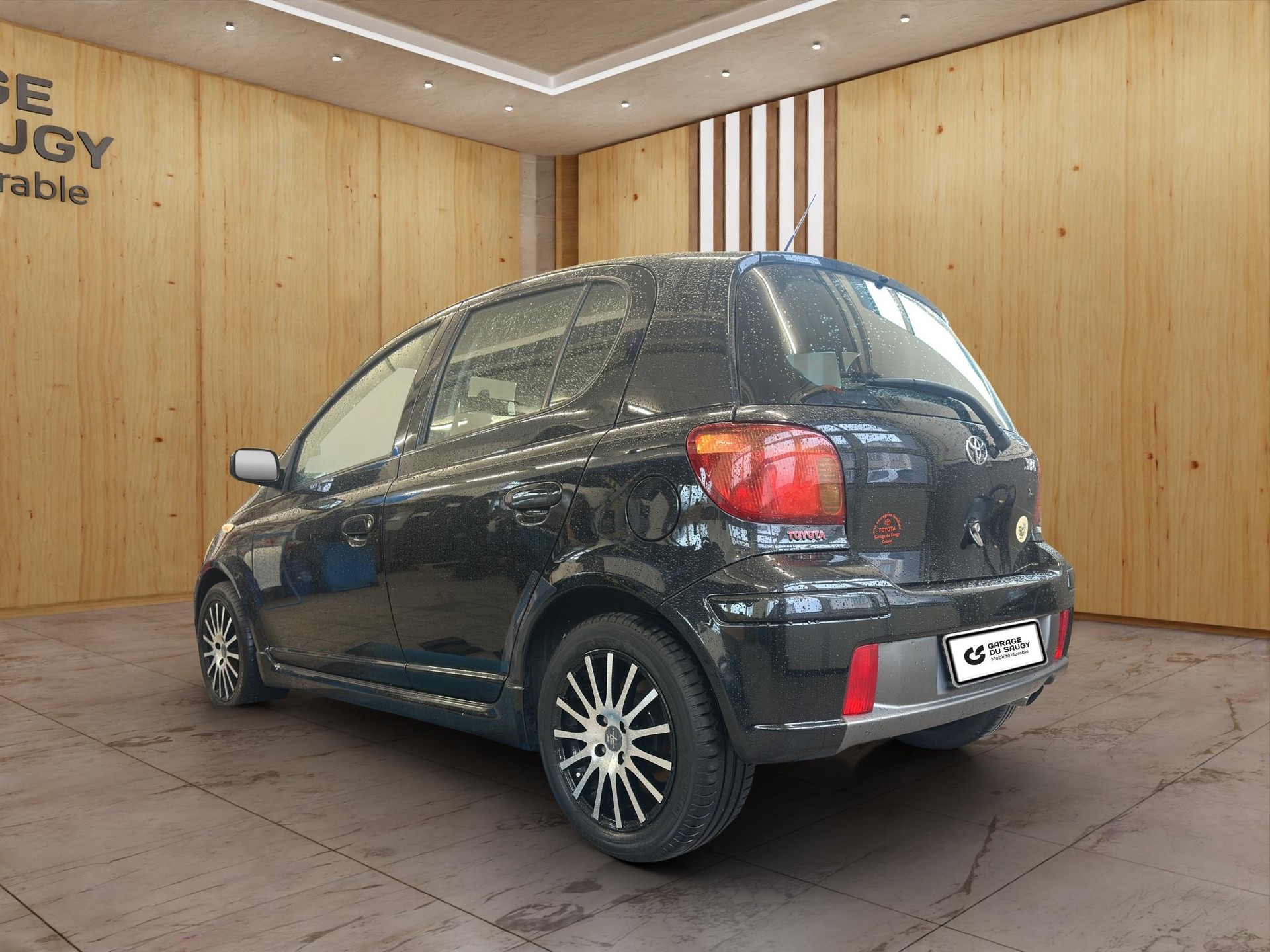 TOYOTA Yaris 1.5 16V TS-showroom-element-3