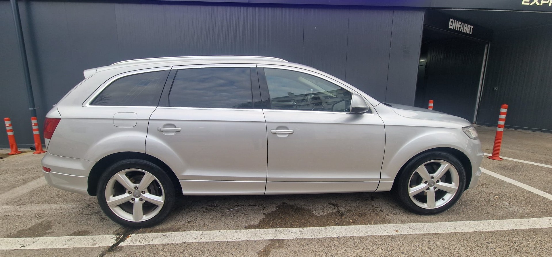 AUDI Q7 3.0 TDI addBlue quattro tiptronic-showroom-element-3