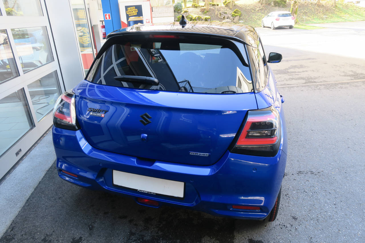 SUZUKI Swift 1.2 Sakura Sportline Top Hybrid CVT-showroom-element-2