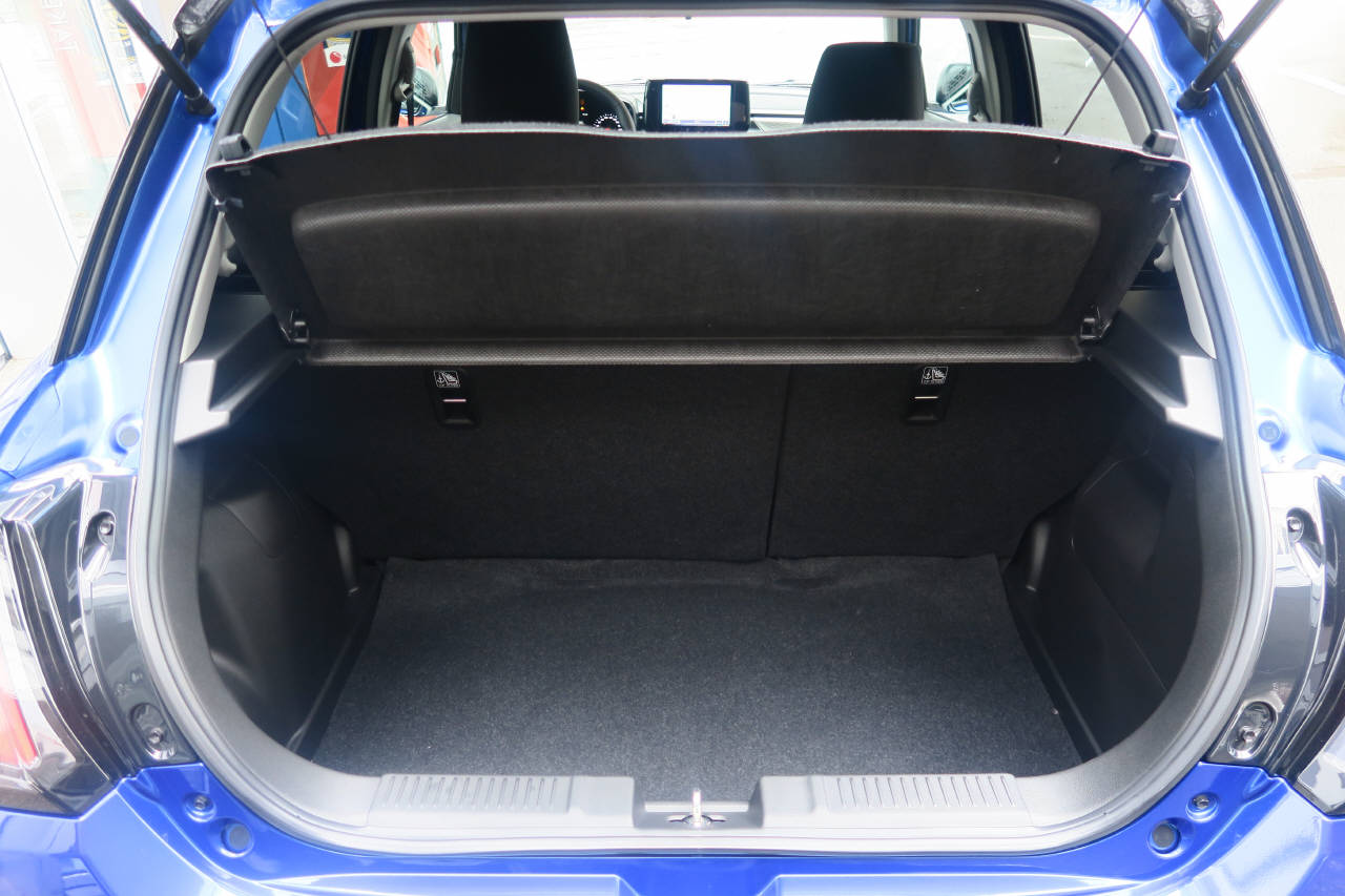 SUZUKI Swift 1.2 Sakura Sportline Top Hybrid CVT-image-15