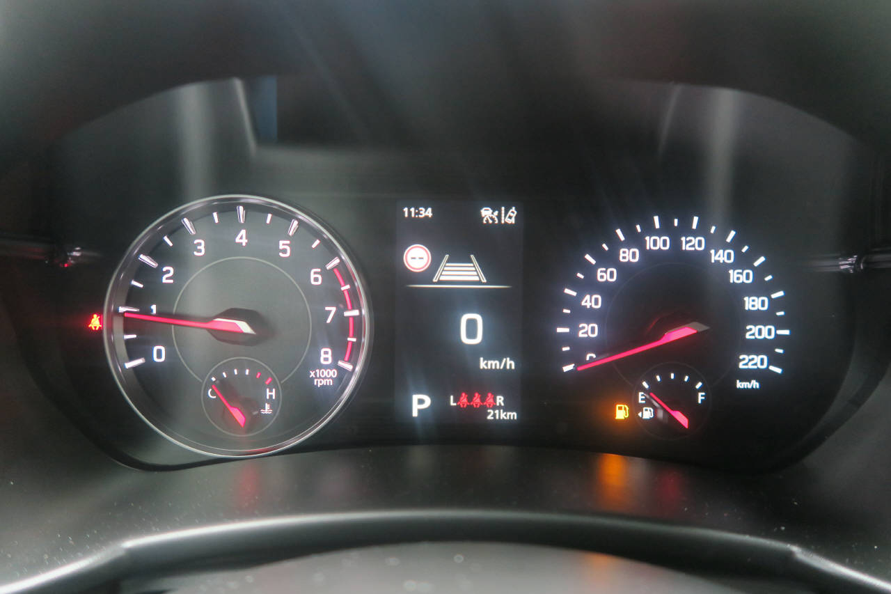 SUZUKI Swift 1.2 Sakura Sportline Top Hybrid CVT-image-6