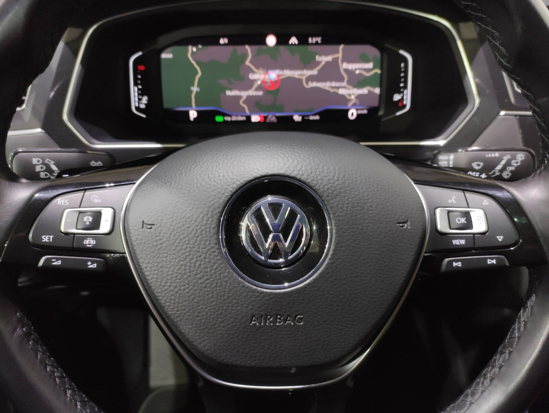VW Tiguan Allspace 2.0 TSI R-Line Highline DSG 4M-image-4