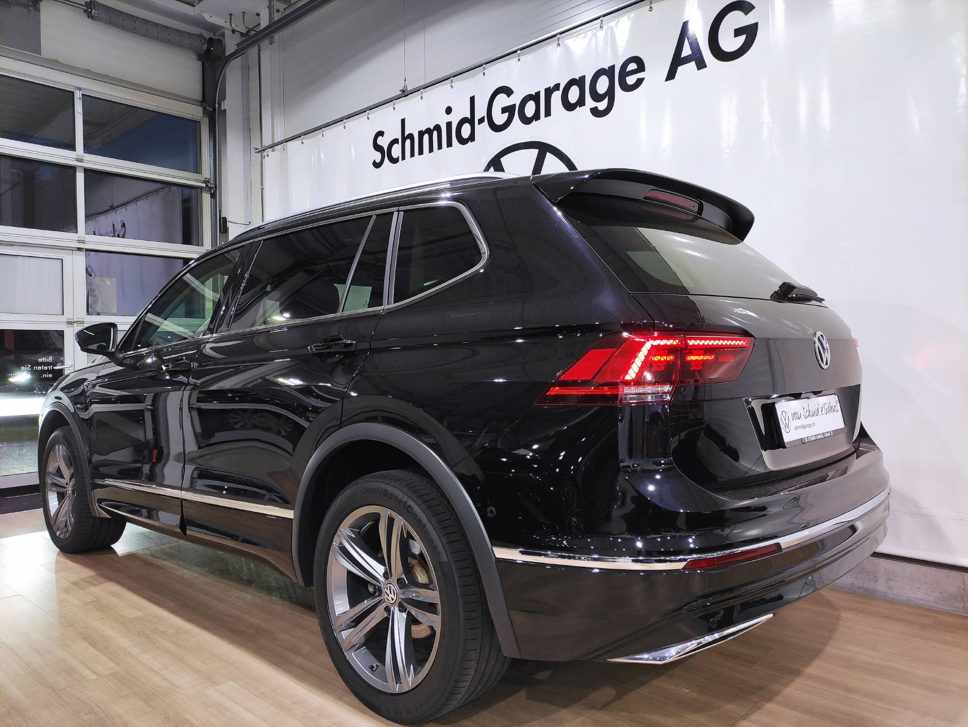 VW Tiguan Allspace 2.0 TSI R-Line Highline DSG 4M-image-15