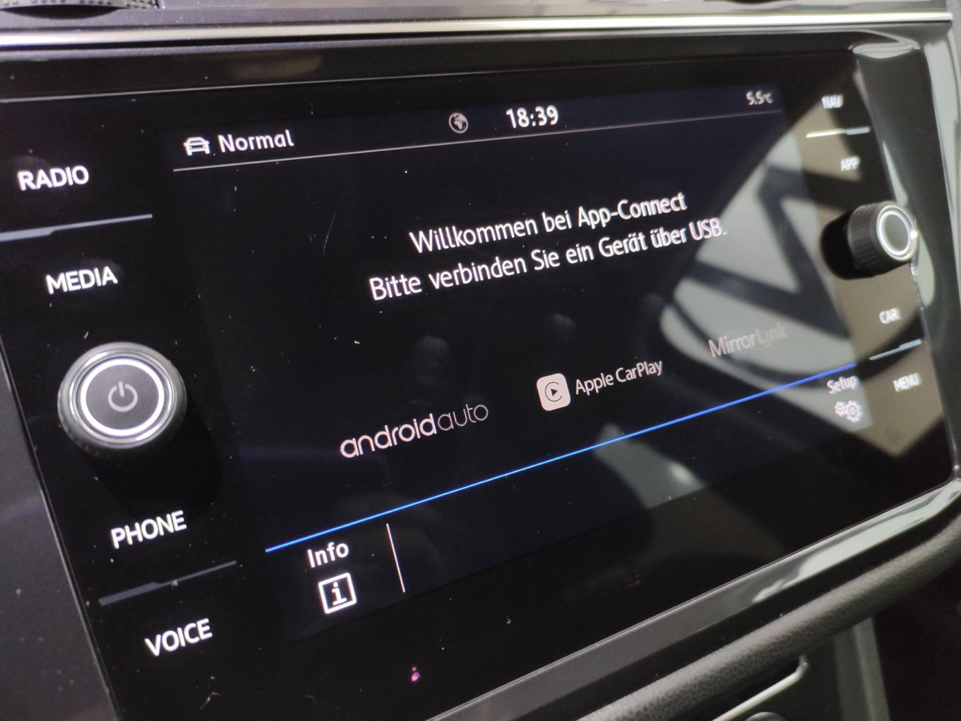 VW Tiguan Allspace 2.0 TSI R-Line Highline DSG 4M-image-8