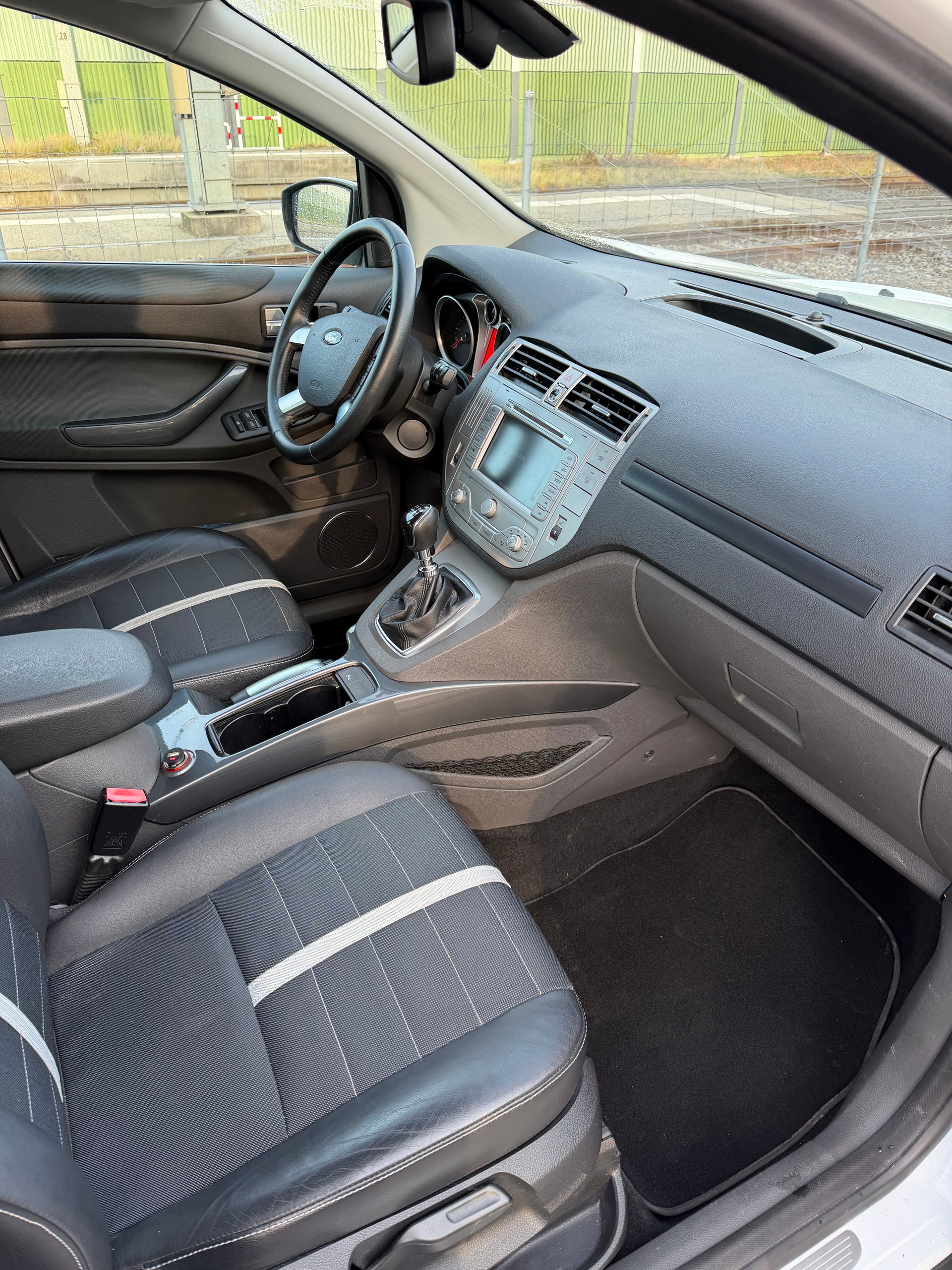 FORD Kuga 2.0 TDCi Titanium 4WD-image-8