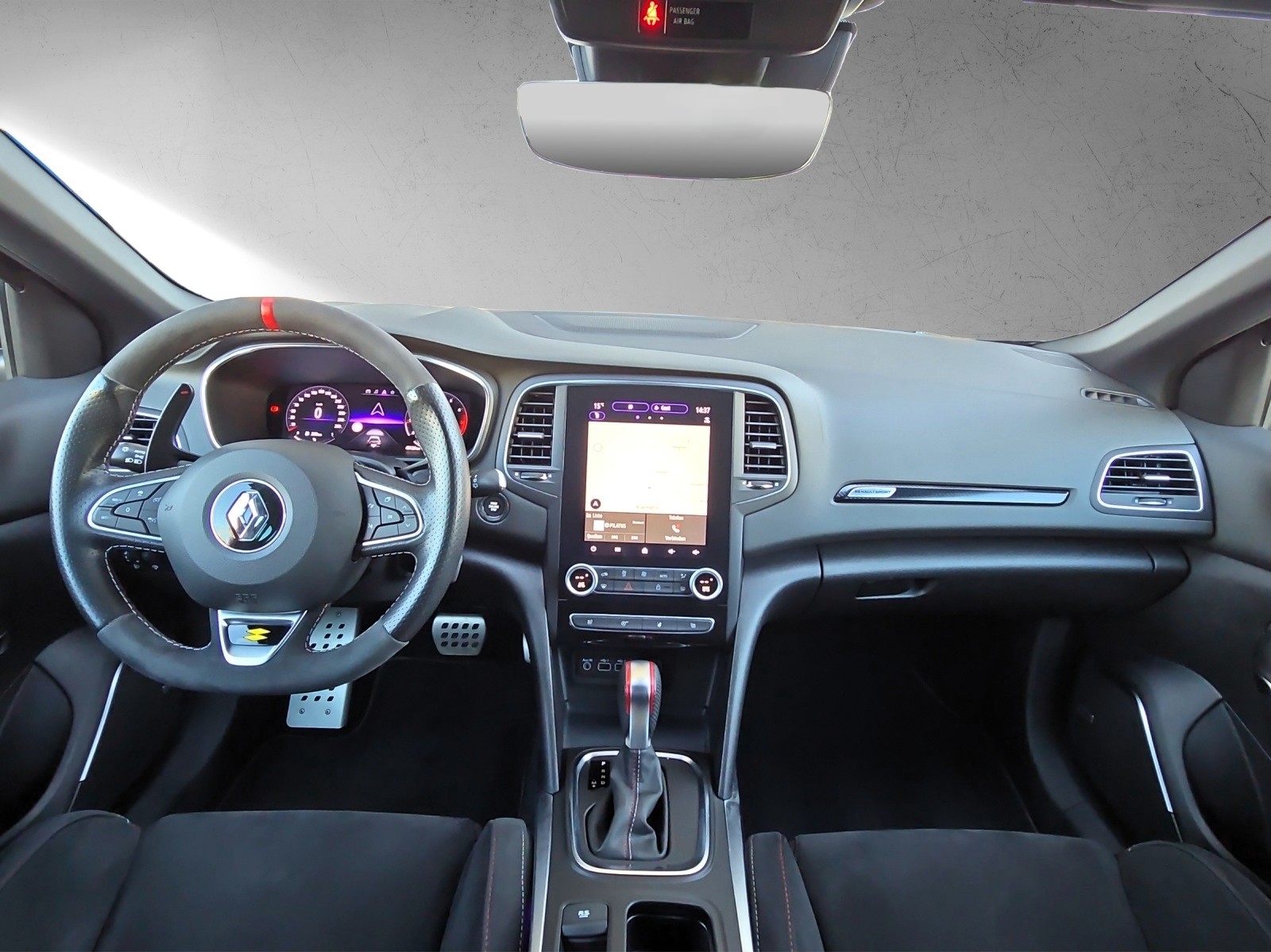 RENAULT Mégane Trophy 300 EDC-image-9