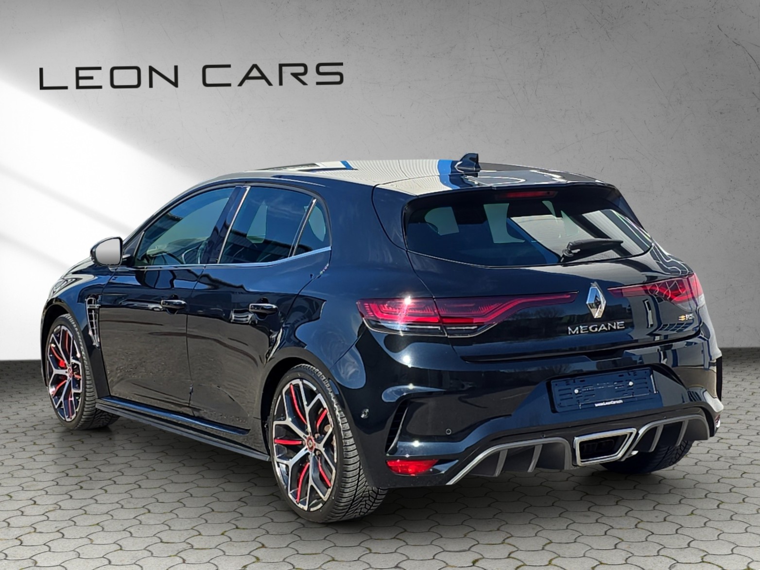 RENAULT Mégane Trophy 300 EDC-showroom-element-1