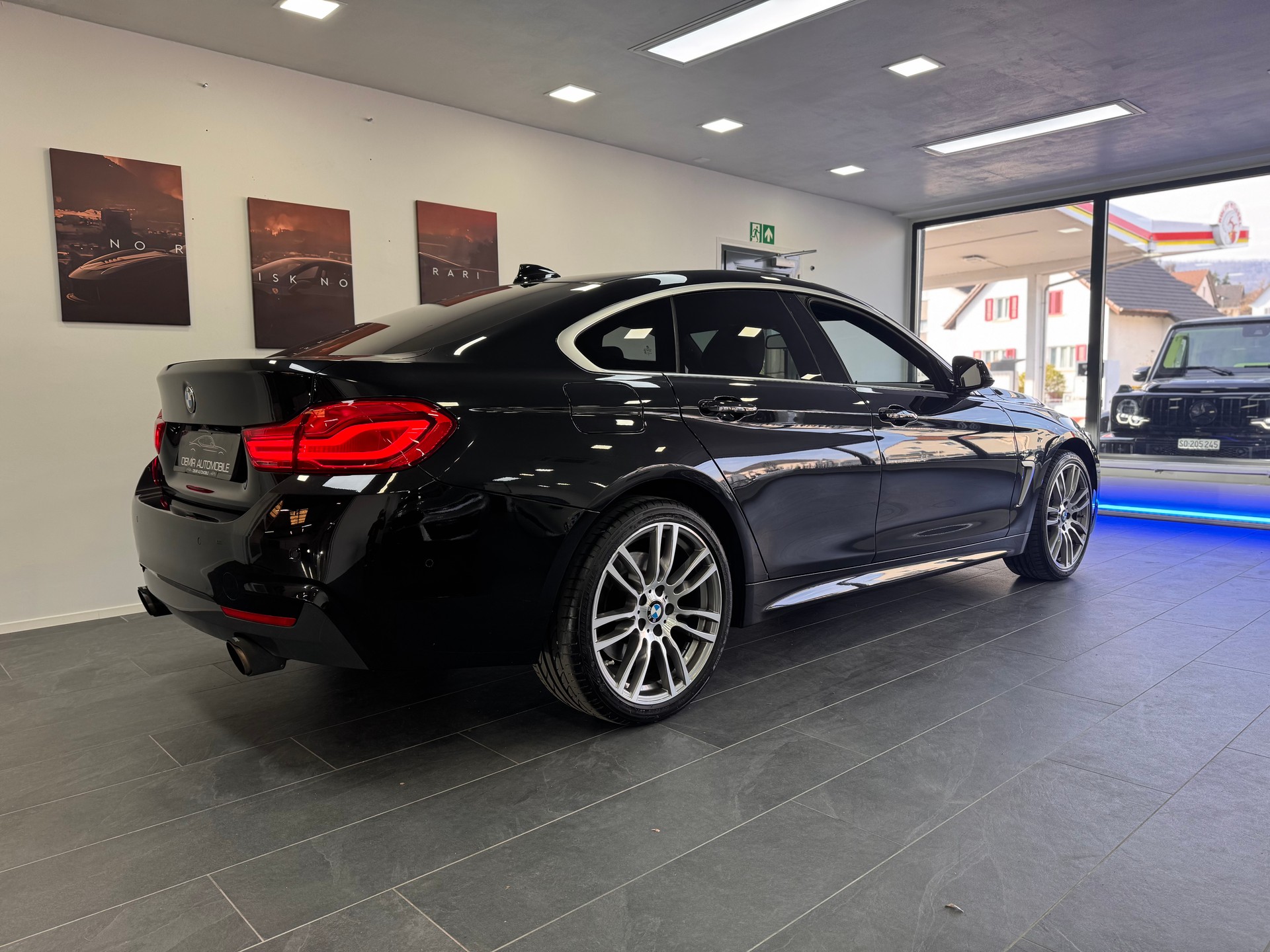 BMW 440i Gran Coupé xDrive M Sport Steptronic *Akrapovic / Facelift ohne OPF / Head-Up Display / Apple Carplay / Surround View*-image-3