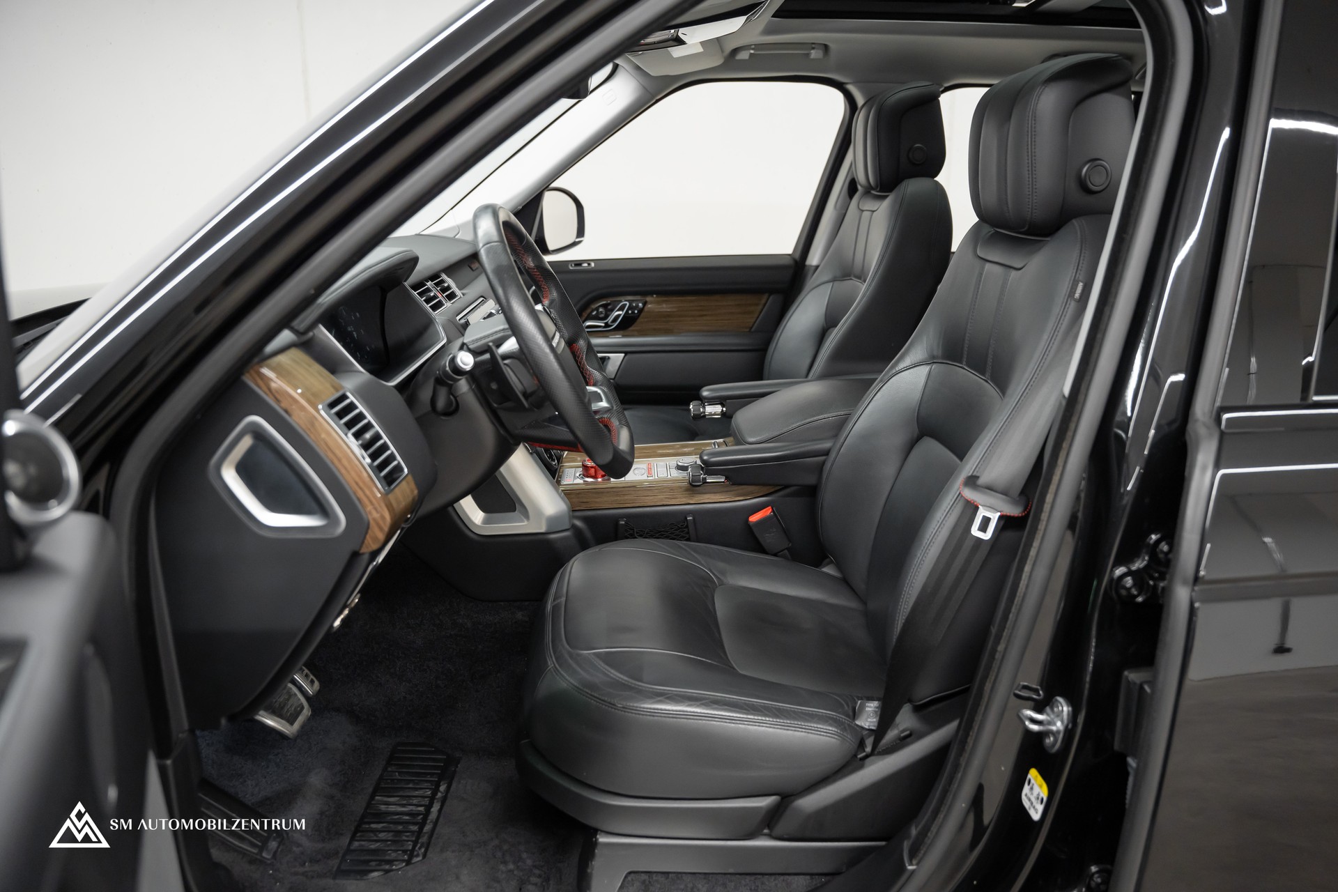 LAND ROVER Range Rover 3.0 SDV6 HSE / Trittbretter / Panorama / Soft Close-image-17
