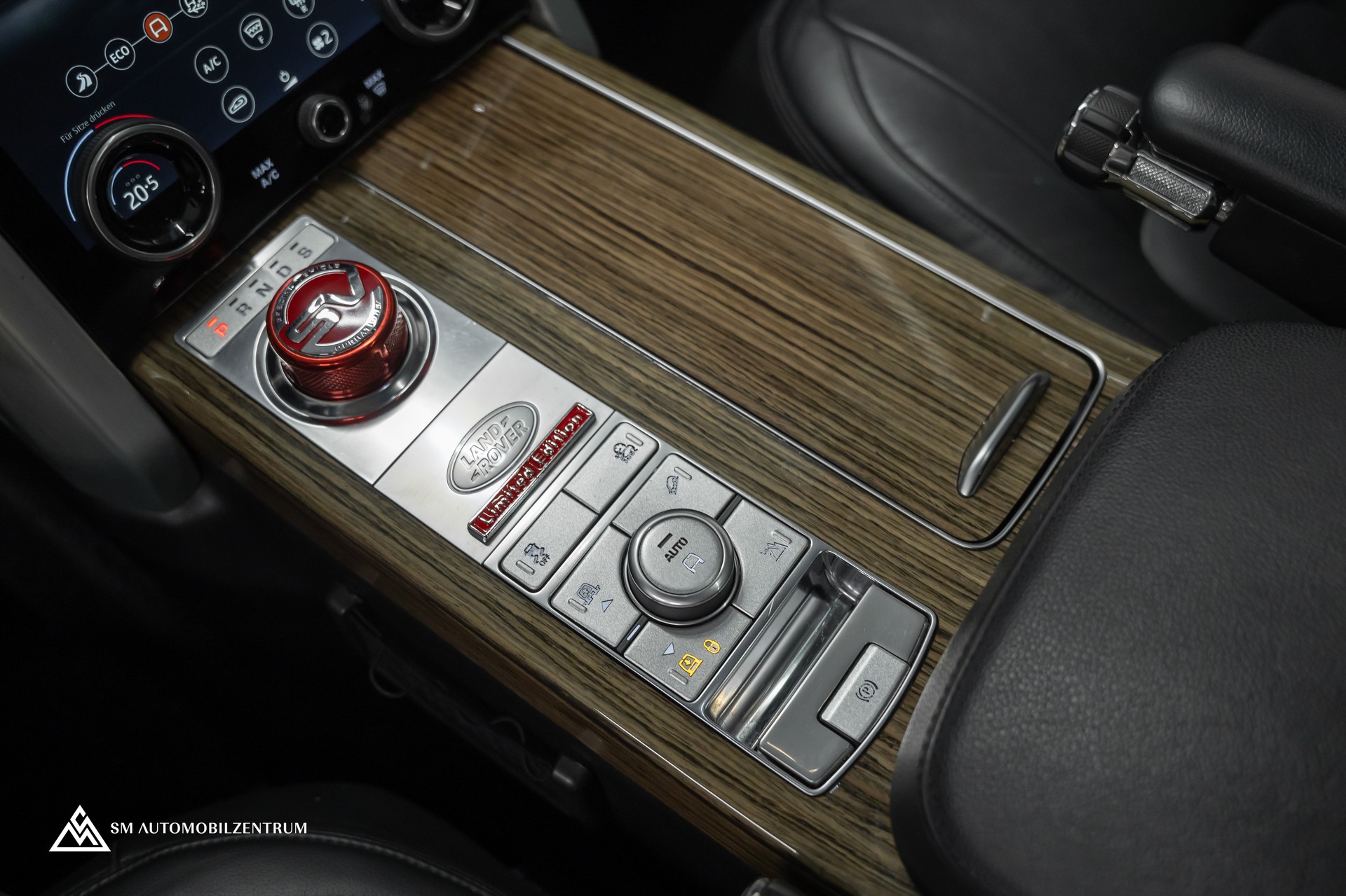 LAND ROVER Range Rover 3.0 SDV6 HSE / Trittbretter / Panorama / Soft Close-image-30