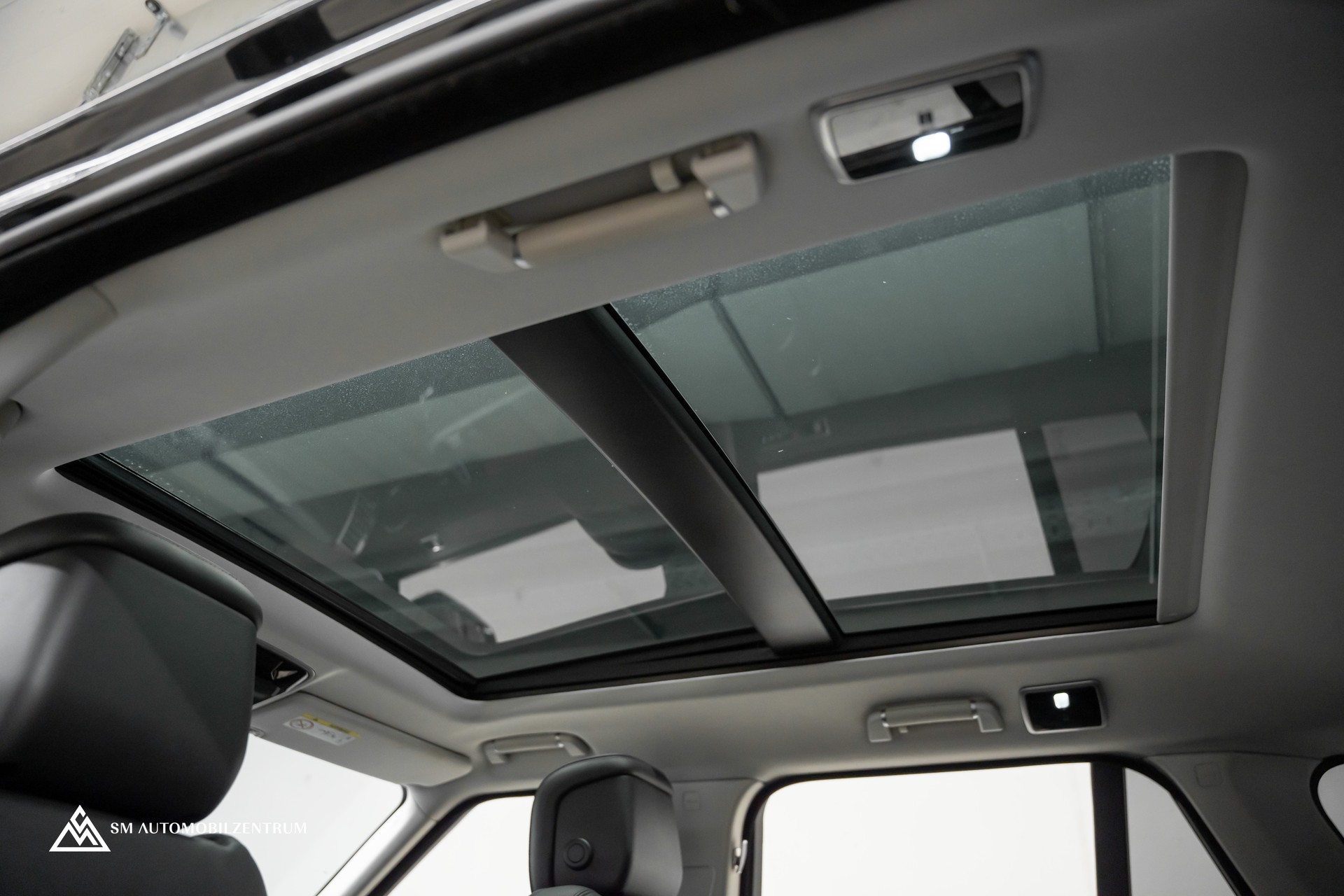 LAND ROVER Range Rover 3.0 SDV6 HSE / Trittbretter / Panorama / Soft Close-image-22