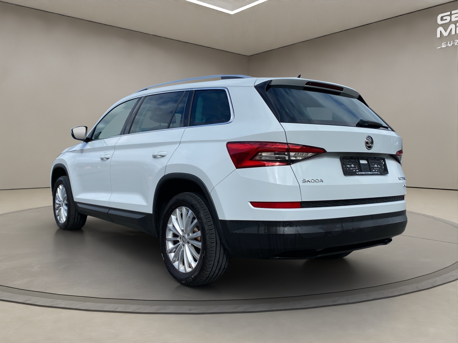 SKODA Kodiaq 2.0 TSI Ambition DSG 4x4-image-2
