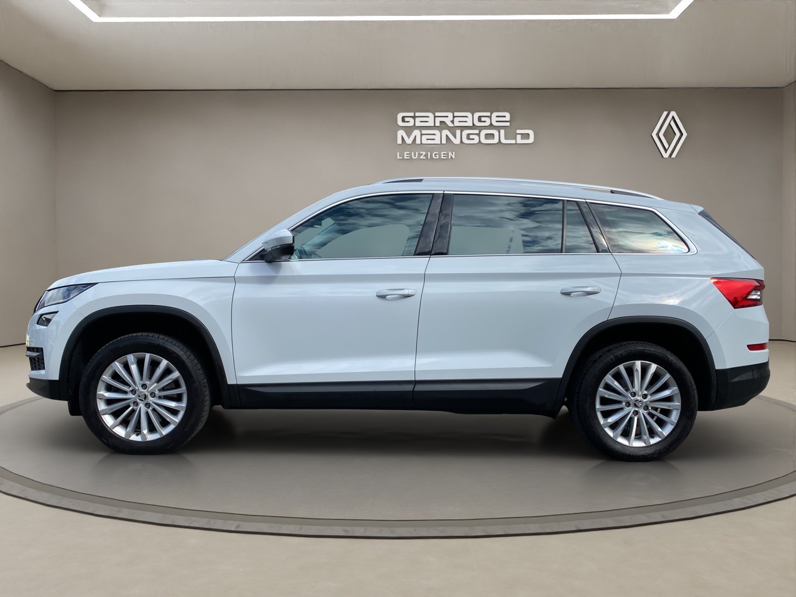 SKODA Kodiaq 2.0 TSI Ambition DSG 4x4-image-1