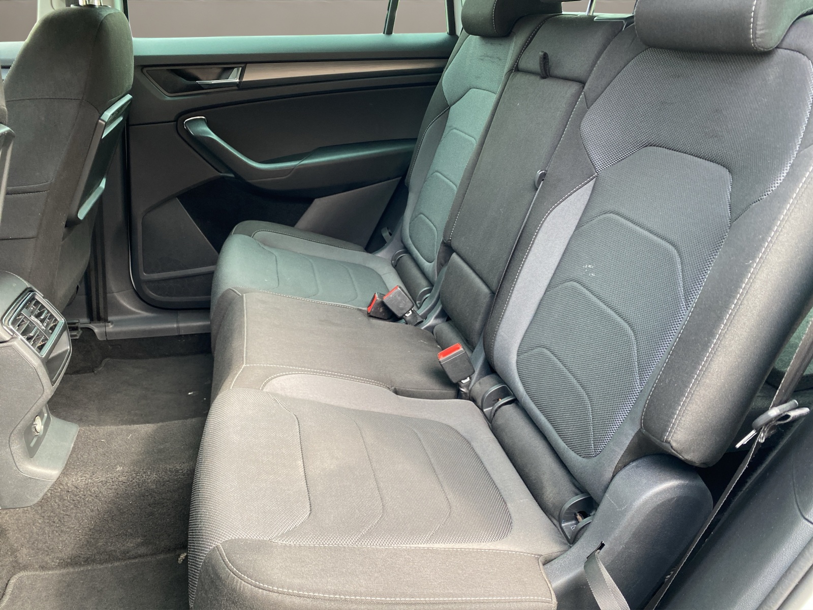 SKODA Kodiaq 2.0 TSI Ambition DSG 4x4-image-9