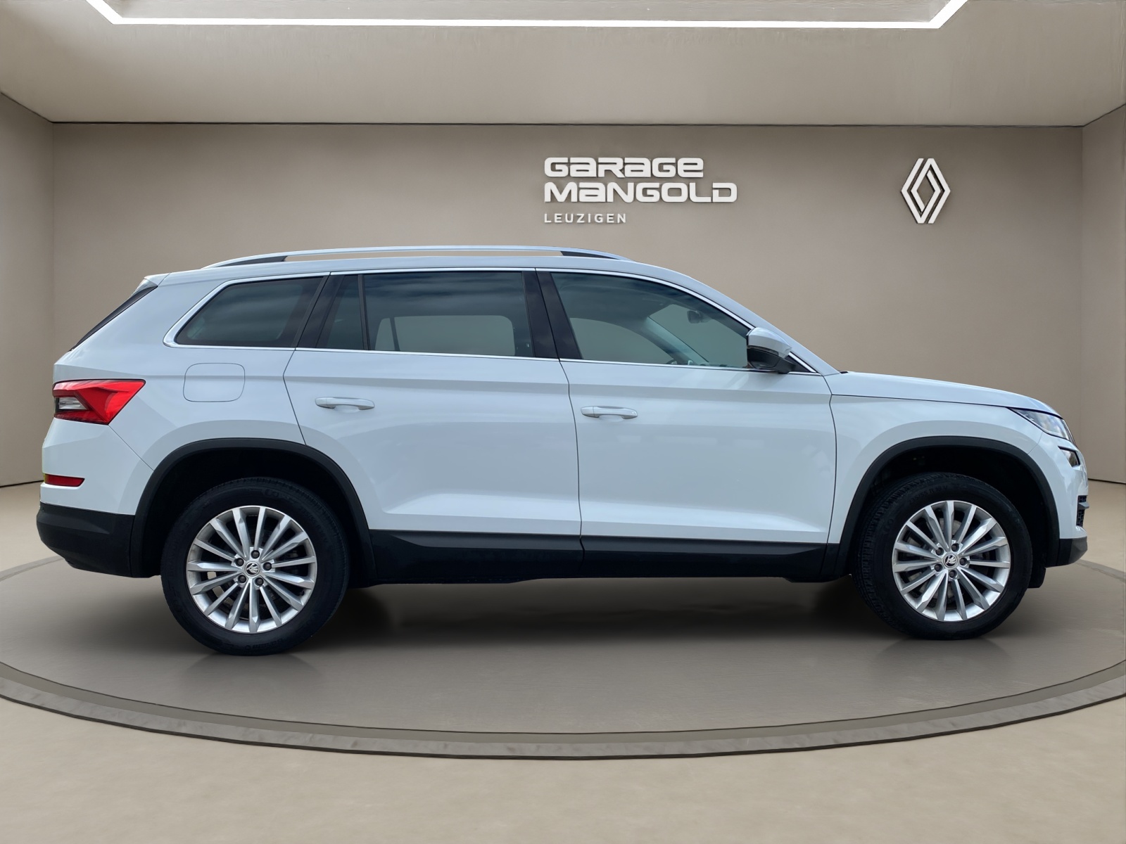 SKODA Kodiaq 2.0 TSI Ambition DSG 4x4-image-5