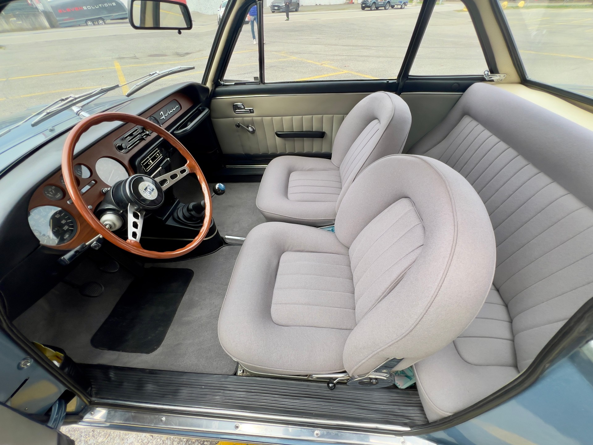 LANCIA FULVIA 1.3 S COUPE-image-3