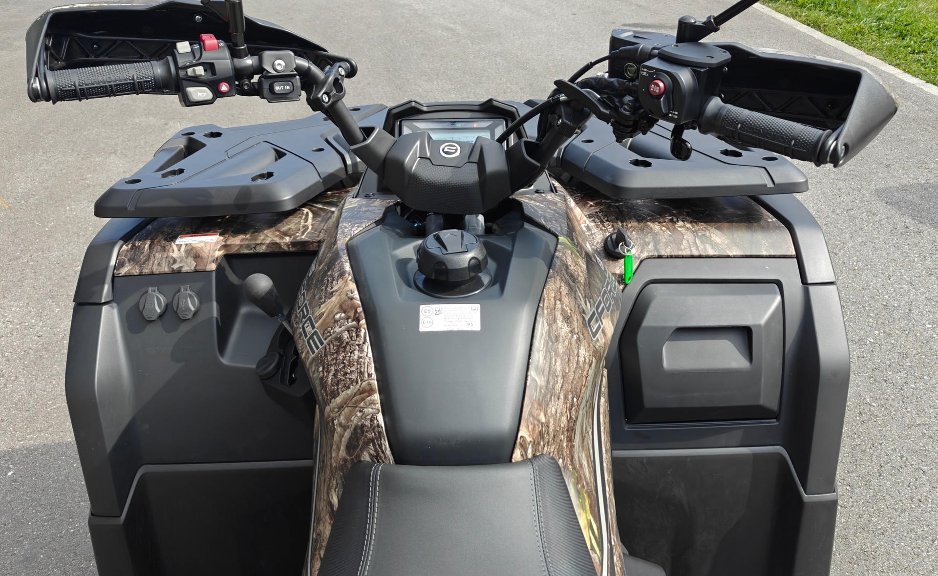 CF MOTO C Force 625 DLXEPS 4x4-image-8