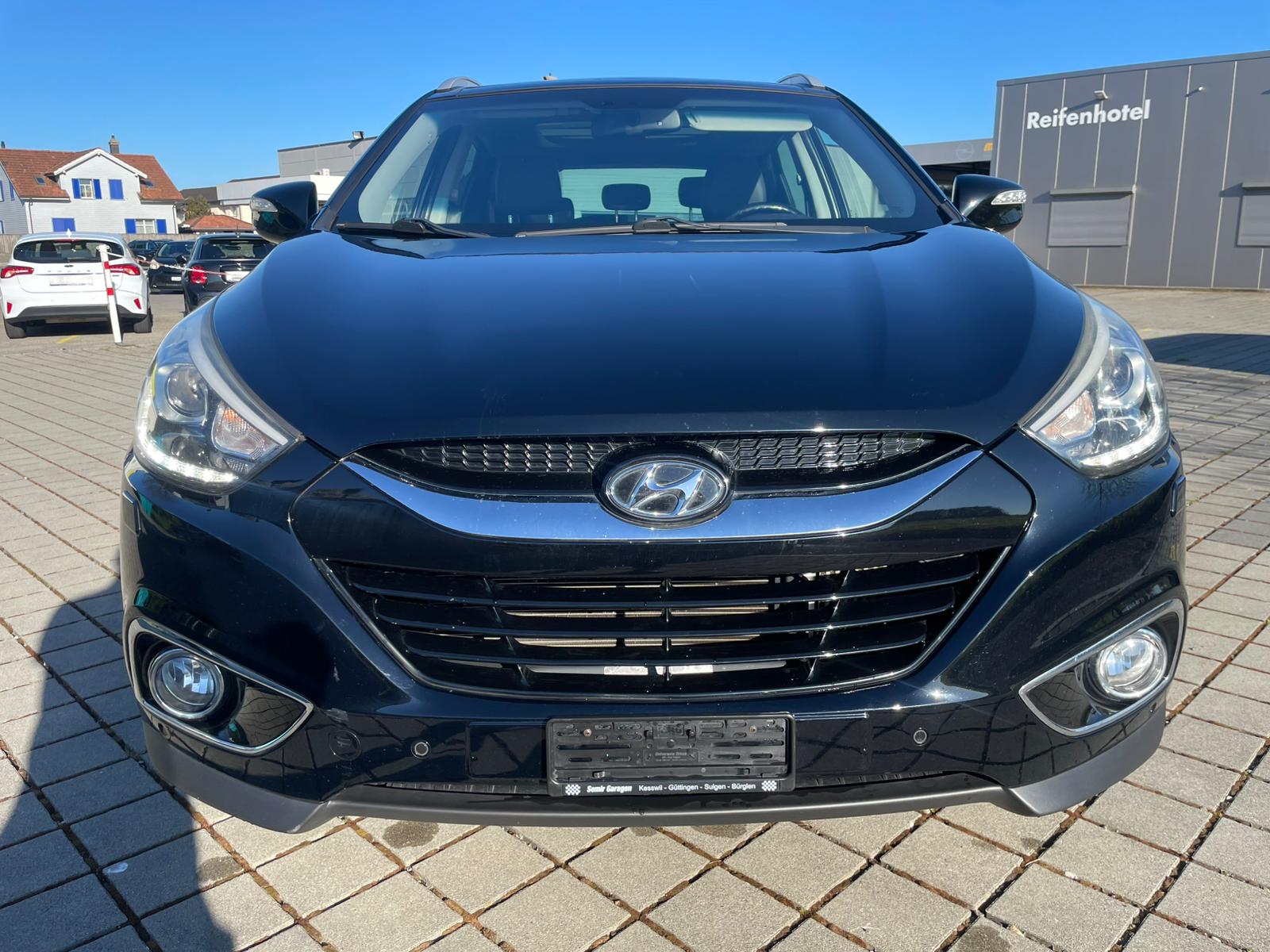 HYUNDAI iX 35 2.0 CRDi Vertex 4WD Automatic*** Ab MFK***-image-1