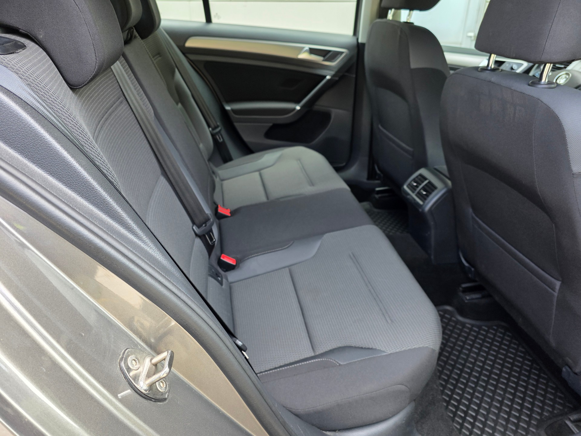 VW Golf 1.4 TSI Comfortline-image-21