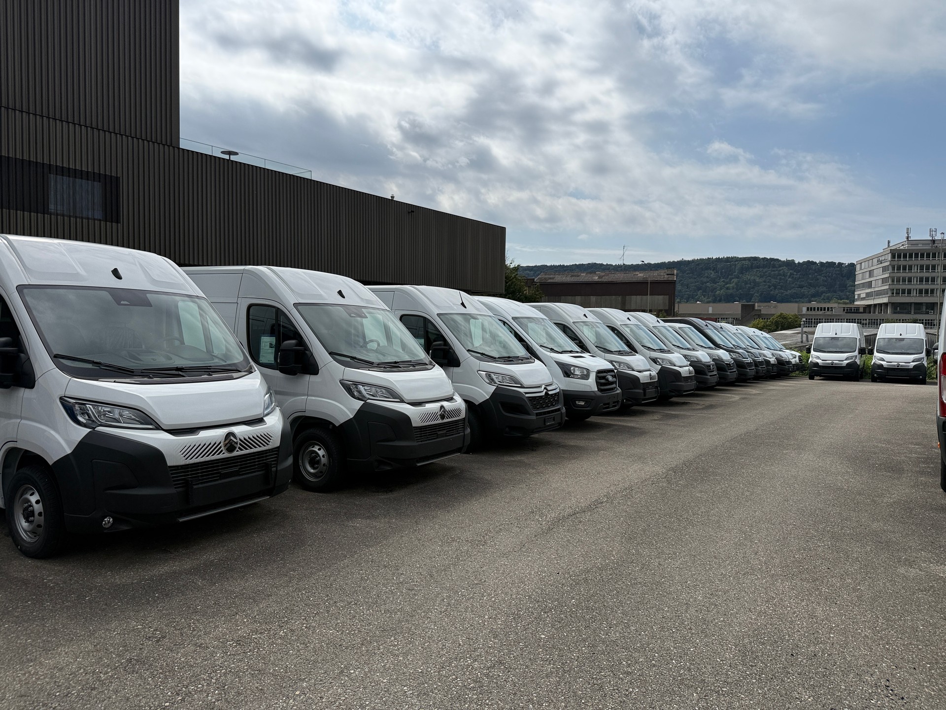 FIAT Ducato Maxi 35 L4H2 Automat 9 2.2 MTJ 180 PS-image-21