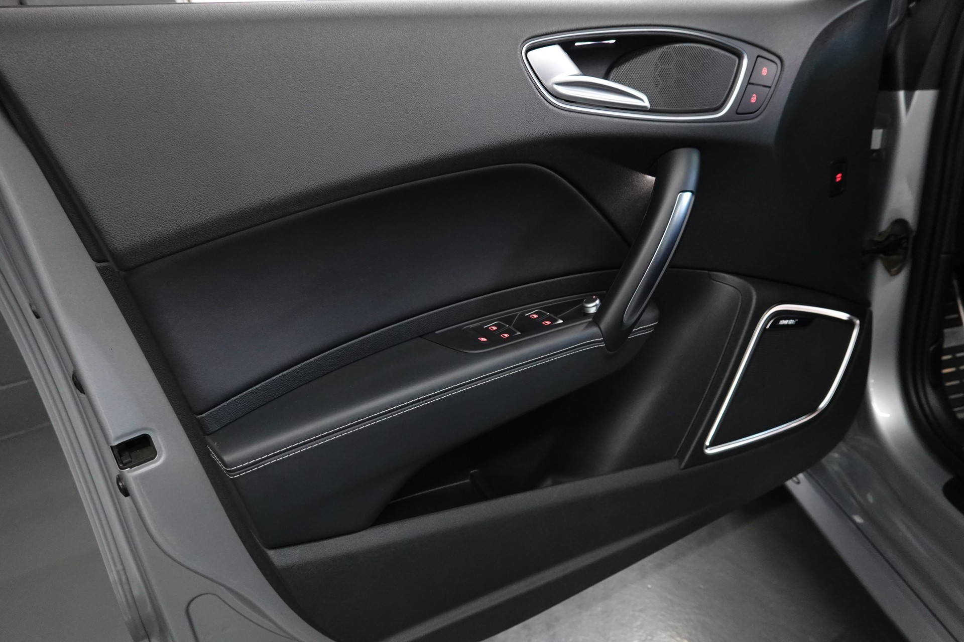 AUDI S1 SPORTBACK 2.0 TFSI QUATTRO CH-FZ ROTIFORM-image-28