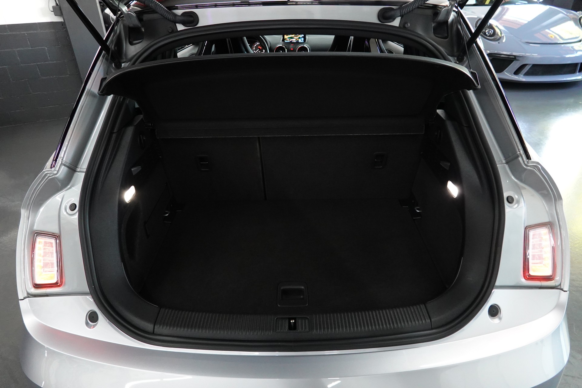 AUDI S1 SPORTBACK 2.0 TFSI QUATTRO CH-FZ ROTIFORM-image-36