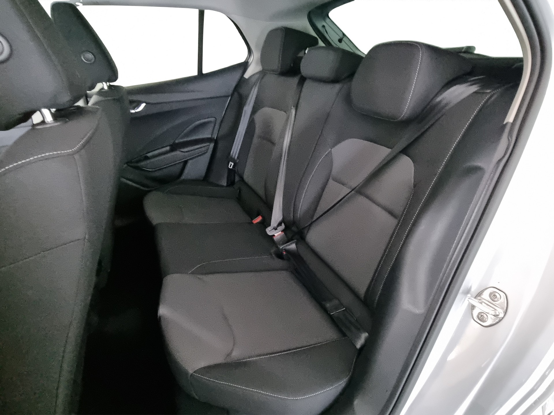 SKODA Fabia 1.0 TSI Selection *5Jahre Garantie*-image-6