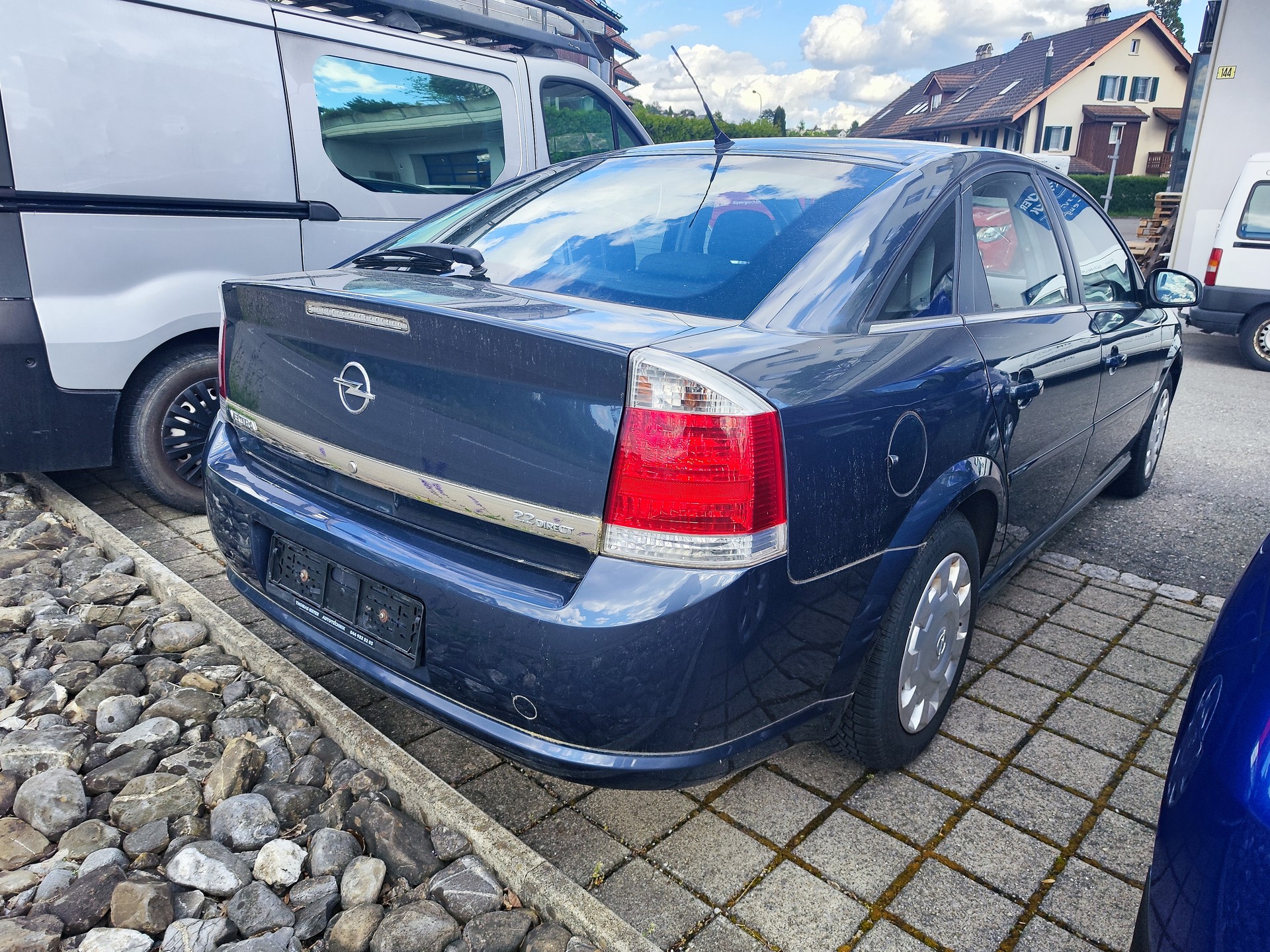 OPEL Vectra 2.2 Elegance-showroom-element-2