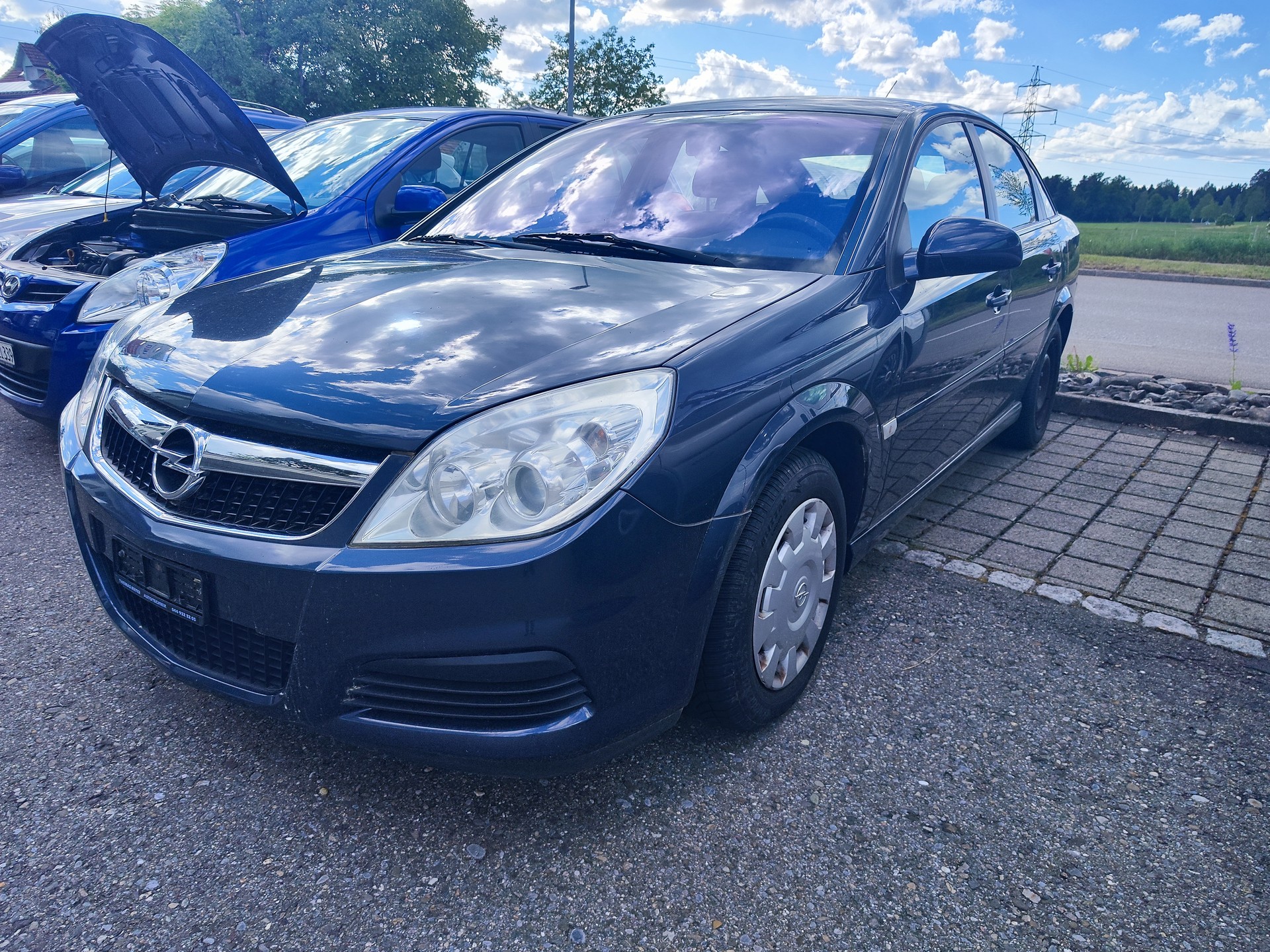 OPEL Vectra 2.2 Elegance-showroom-element-1