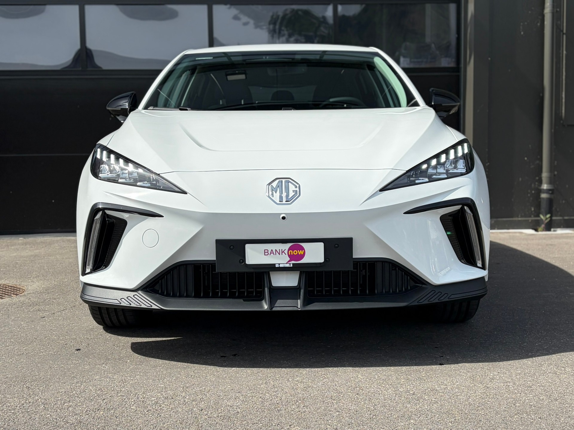 MG 4 EV 64kWh Premium-image-6