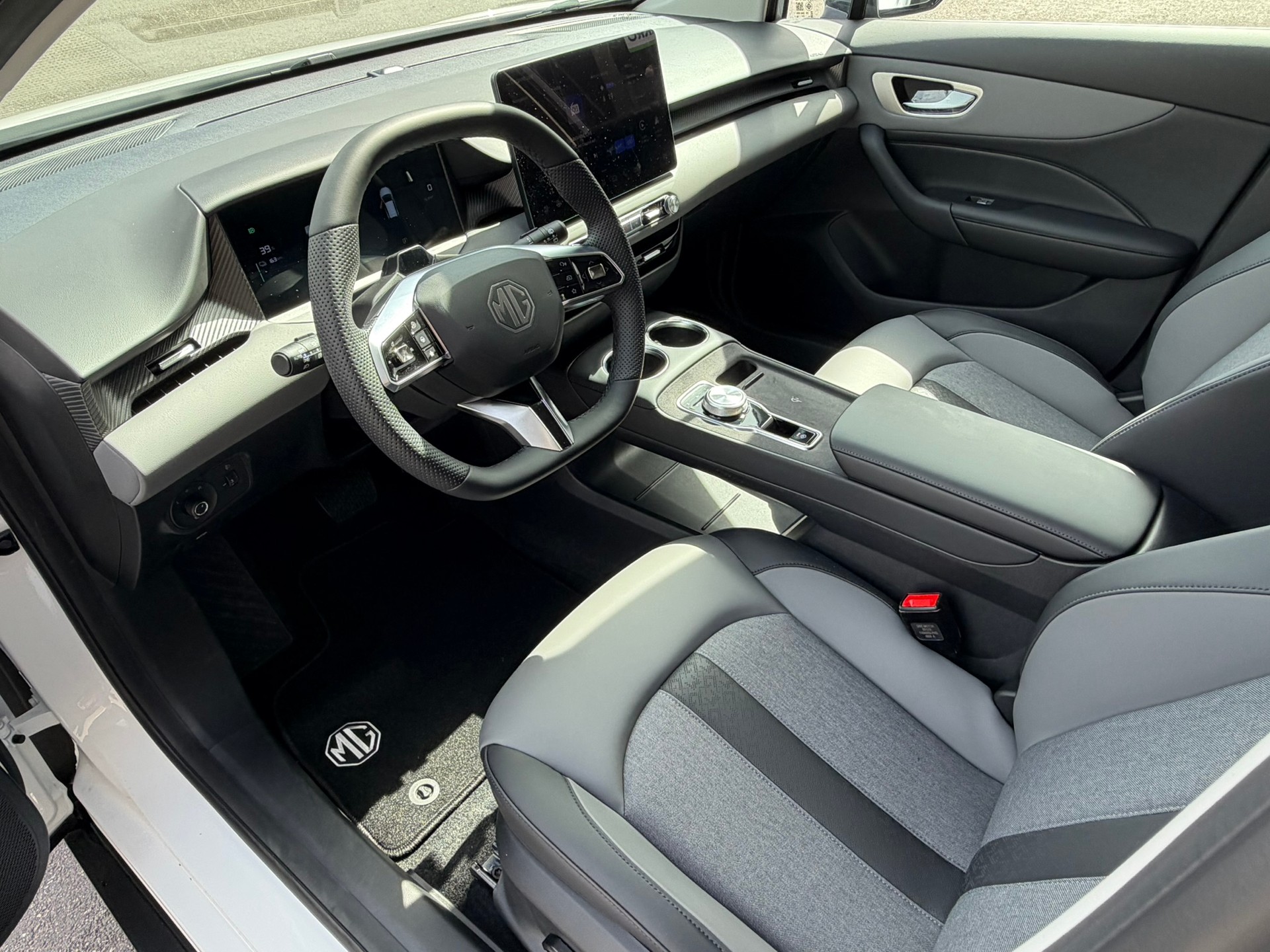 MG 4 EV 64kWh Premium-image-9