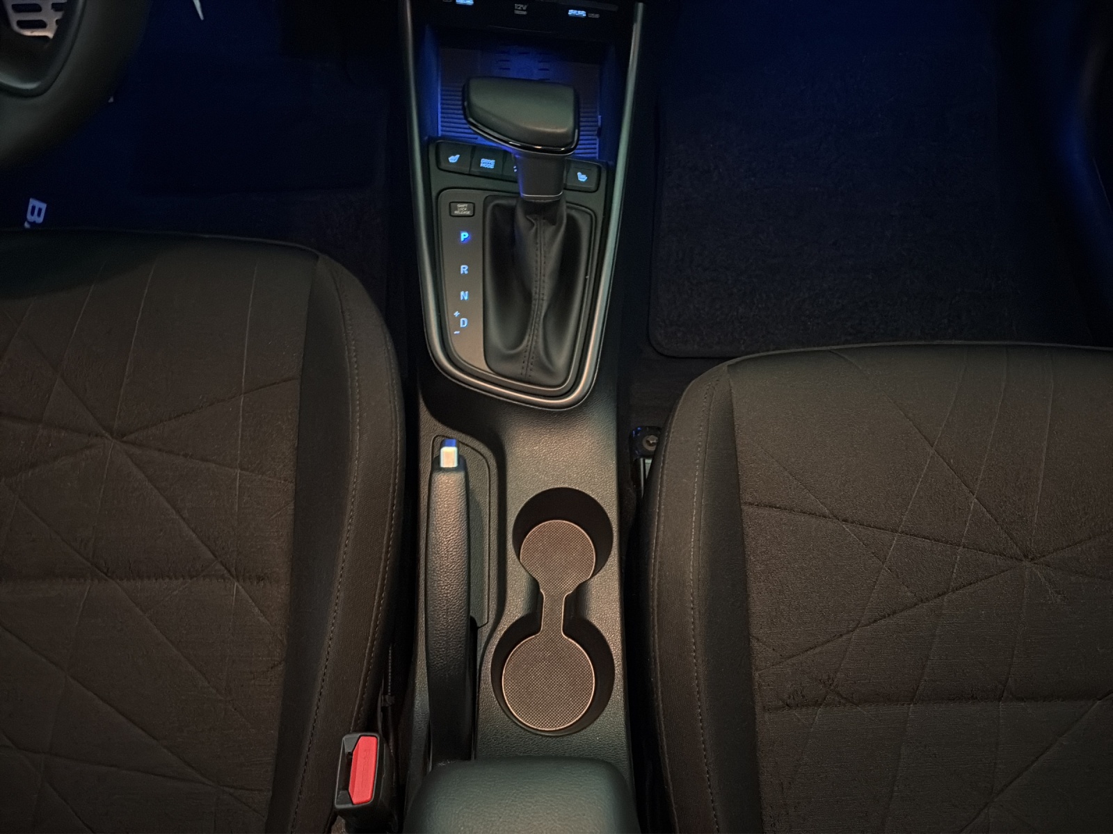 HYUNDAI Bayon1.0 48V MH AmpliaDCT-image-14