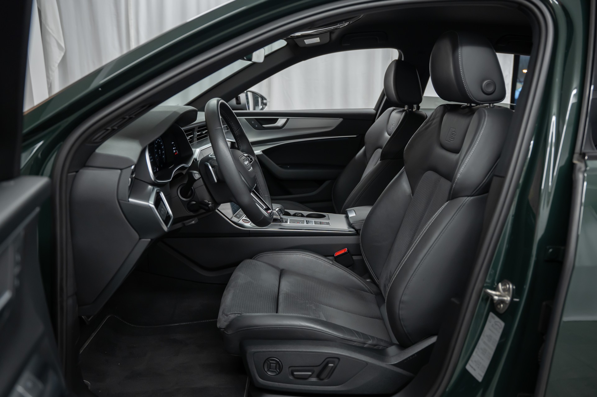 AUDI S6 Avant 3.0 TDI quattro tiptronic *Sonderlack*Matrix-LED*Black-Optik*Fahrassist*-image-14