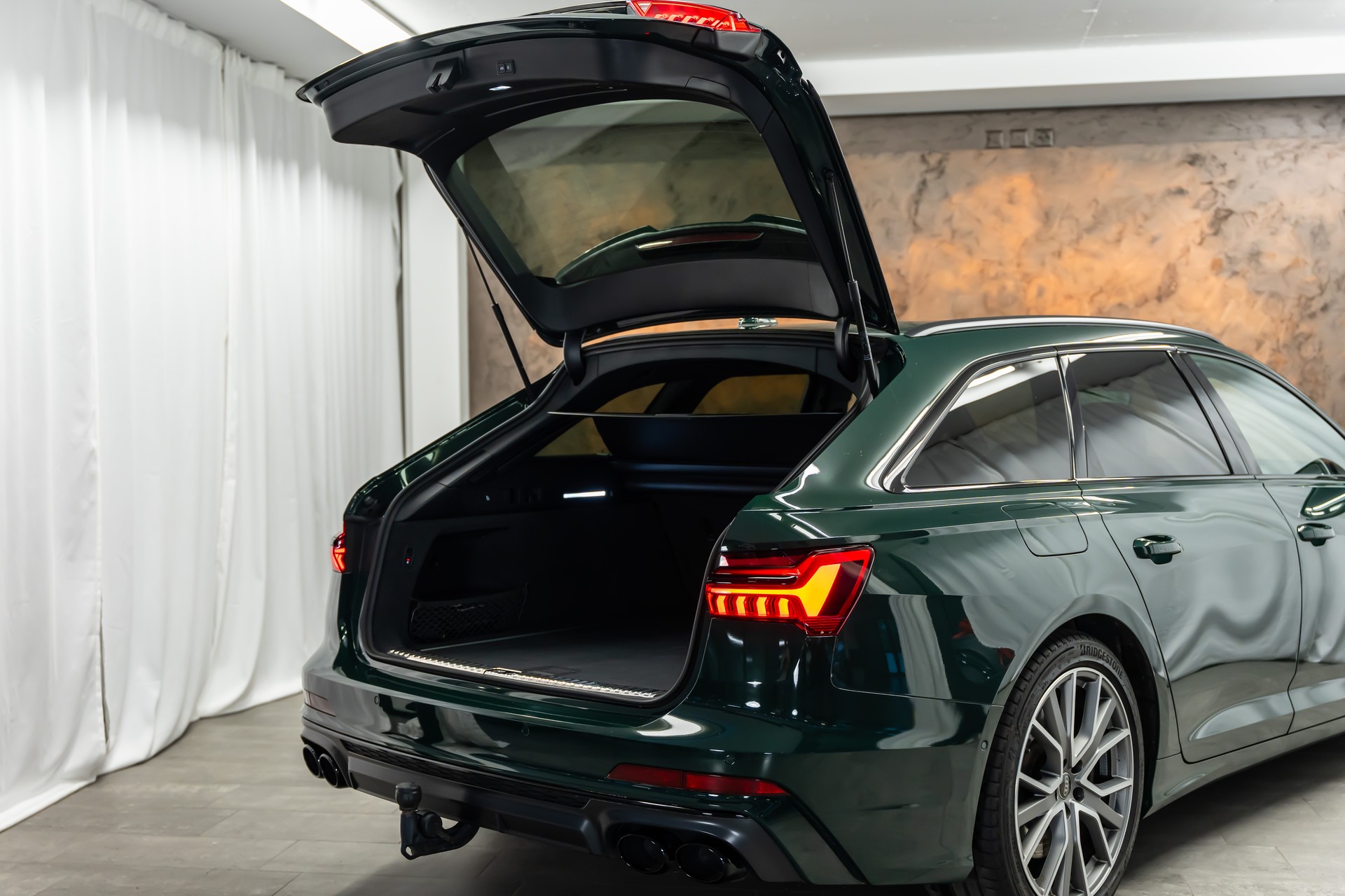 AUDI S6 Avant 3.0 TDI quattro tiptronic *Sonderlack*Matrix-LED*Black-Optik*Fahrassist*-image-10