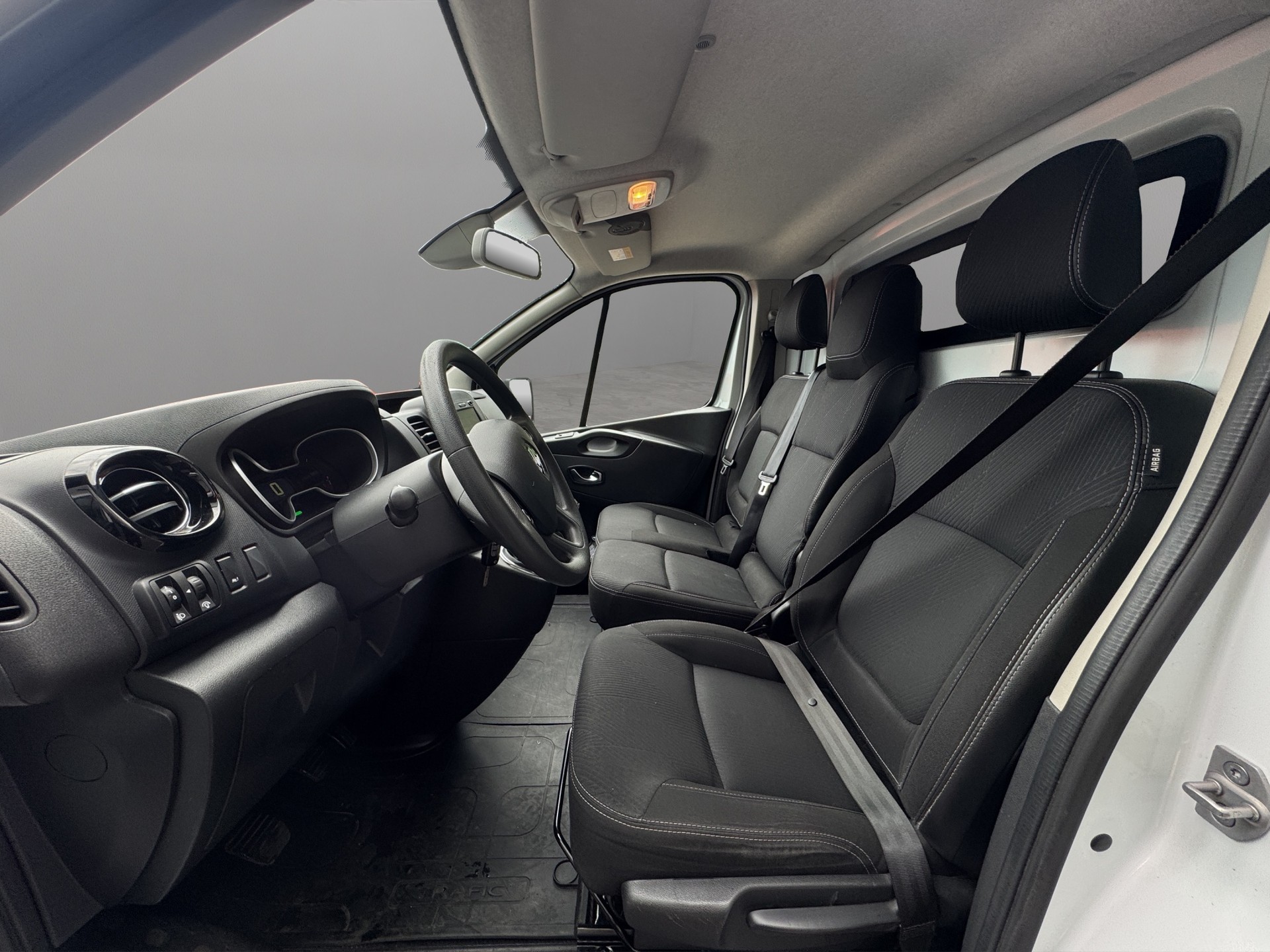 RENAULT Trafic 2.0 dCi 120 3.0t Business L2H1 **Mit Werkstatt Einrichtung**-image-8