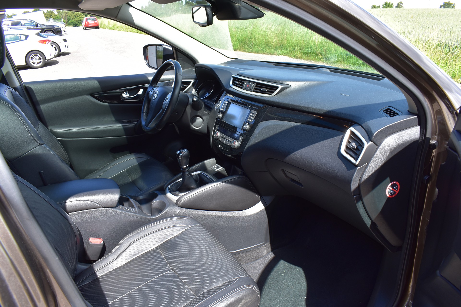 NISSAN Qashqai 1.6 dCi iStop 4WD tekna-image-10