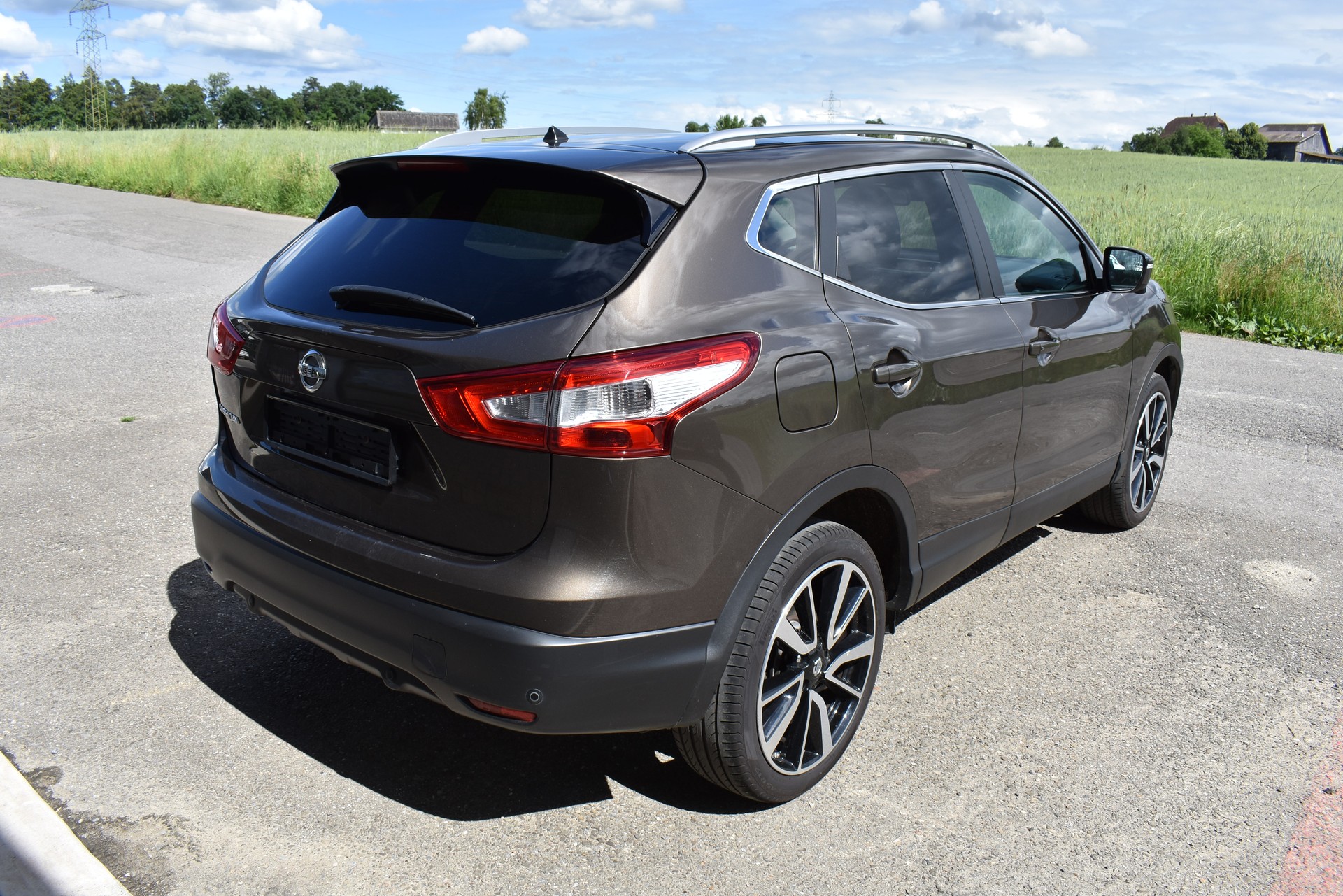 NISSAN Qashqai 1.6 dCi iStop 4WD tekna-image-3