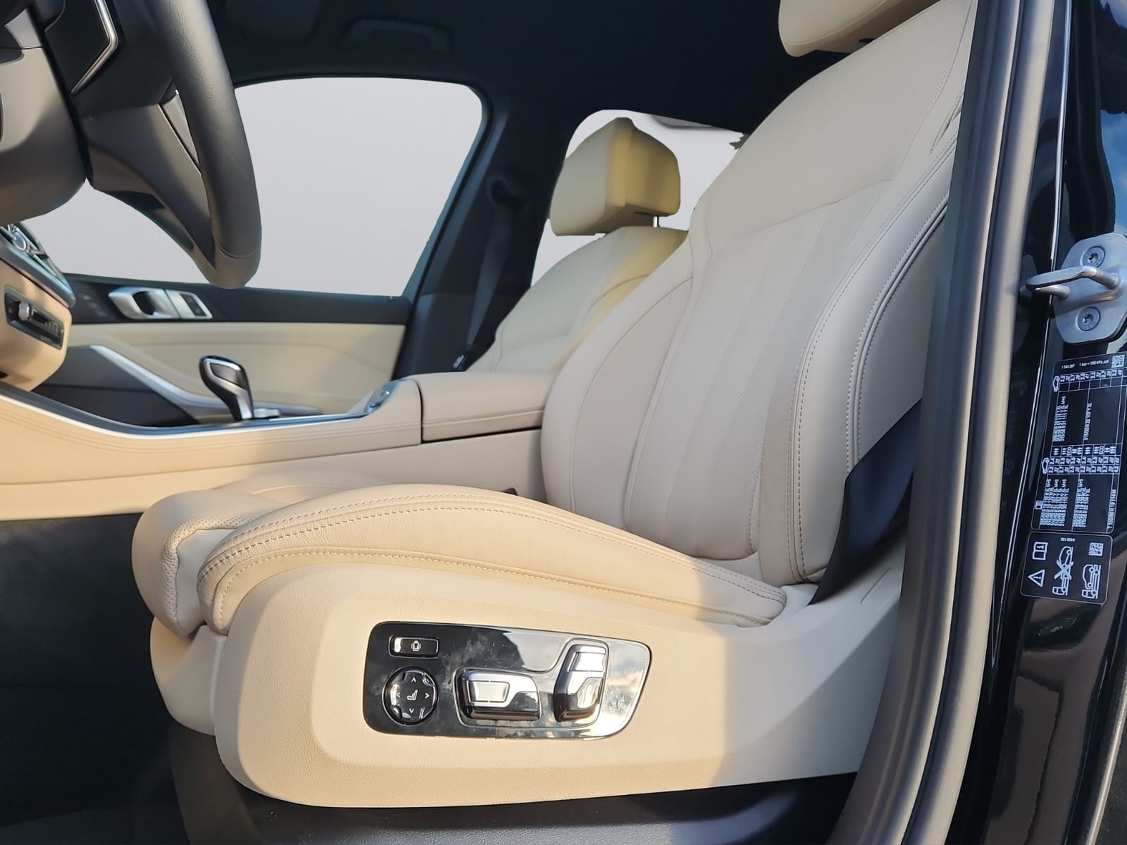 BMW X5 xDrive 48V 40i xLine Steptronic-image-10