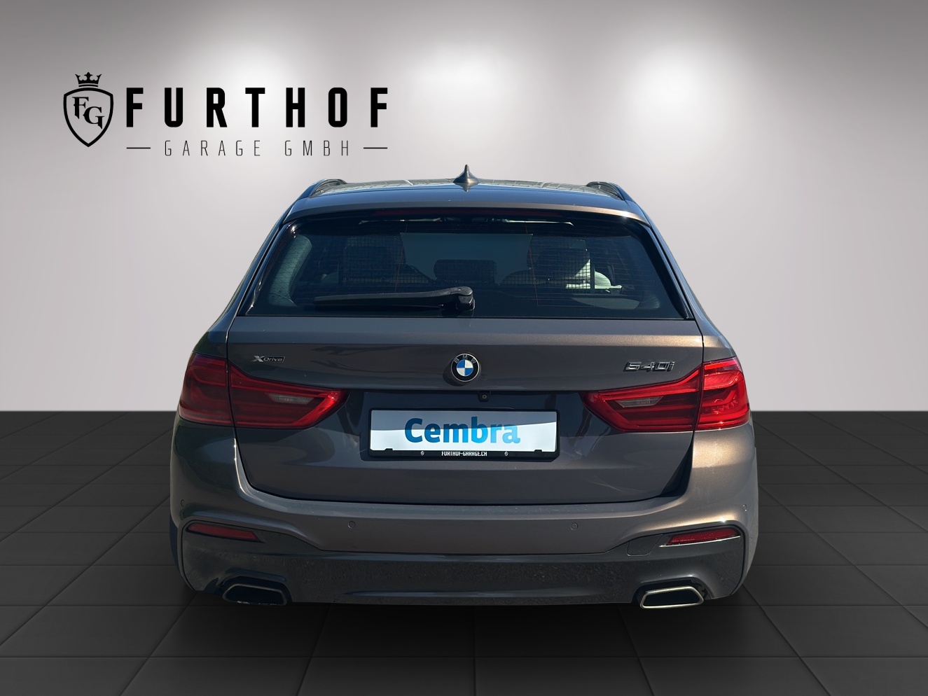 BMW 540i xDrive Touring Steptronic-image-5