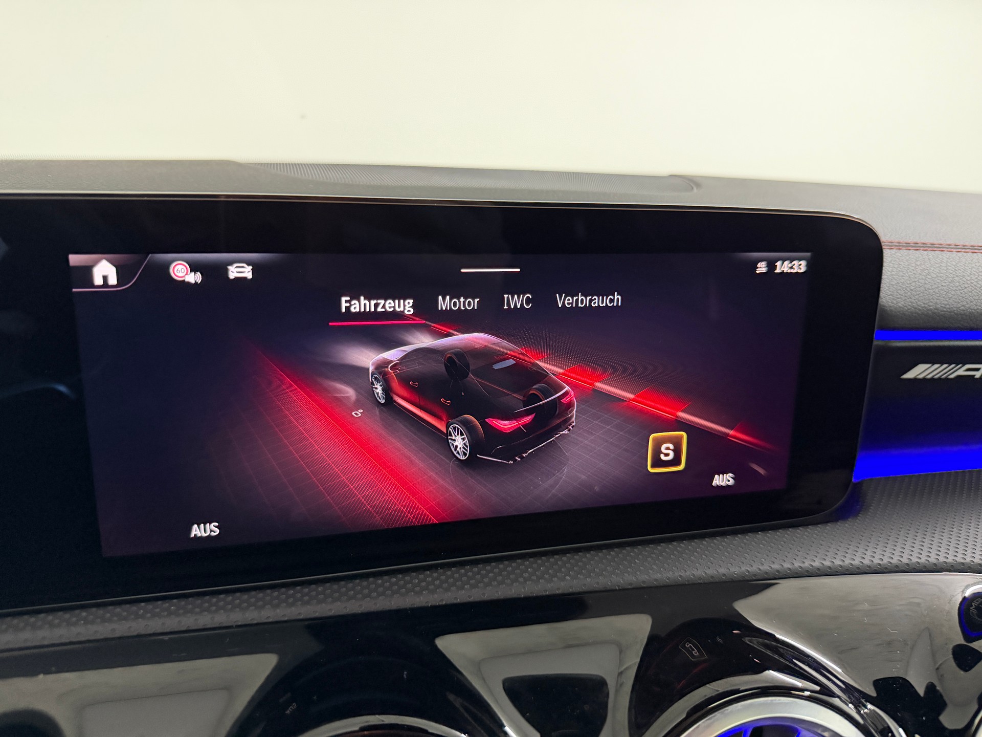 MERCEDES-BENZ CLA 35 AMG 4Matic DigitalWhite 8G-DCT / 360° Kamera / Panoramadach / Head-Up-Display / Keyless Go / Burmester / Night Paket /-image-21