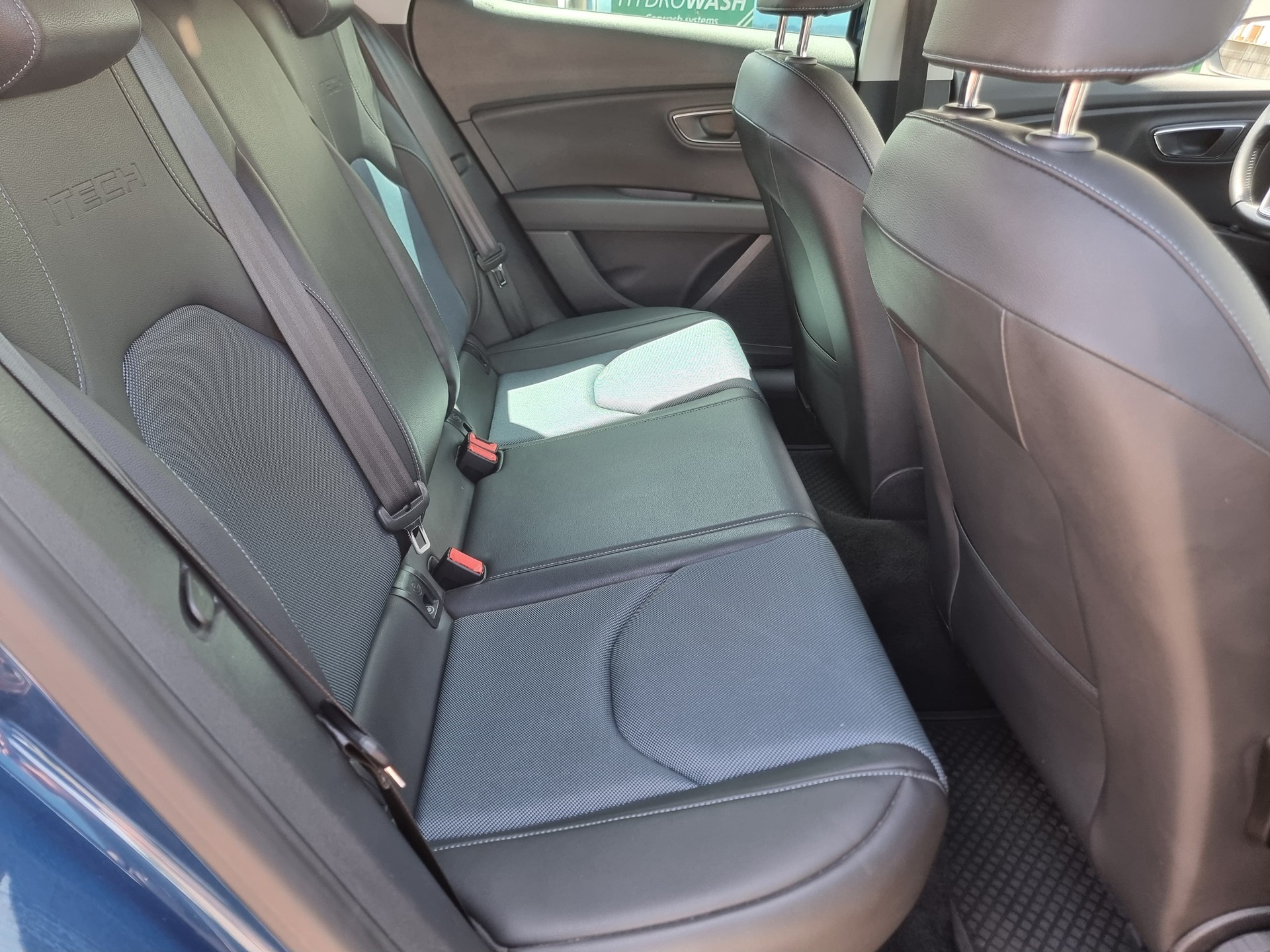 SEAT Leon 1.4 TSI Style ITECH-image-8