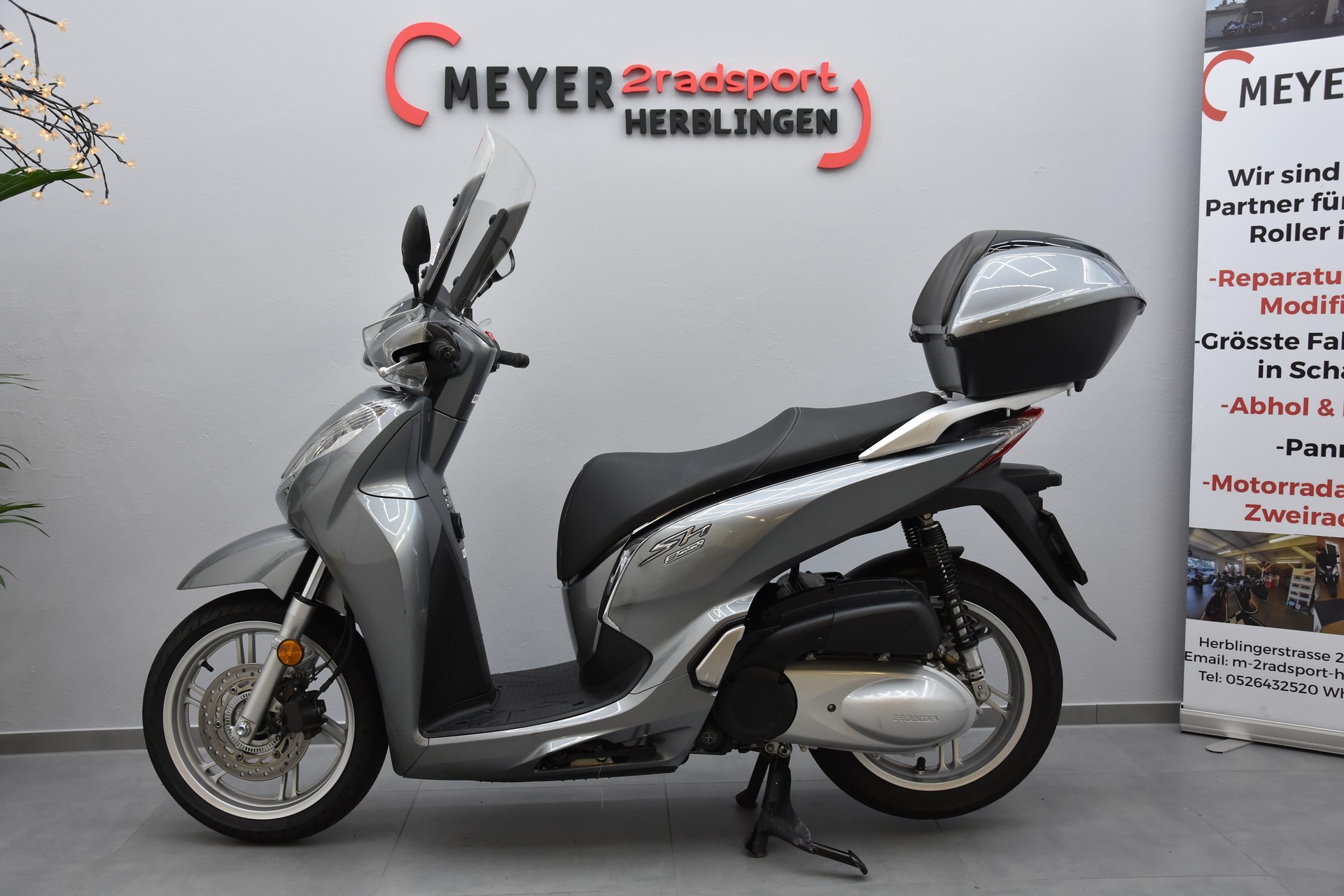 HONDA SH 300 i ABS-image-1