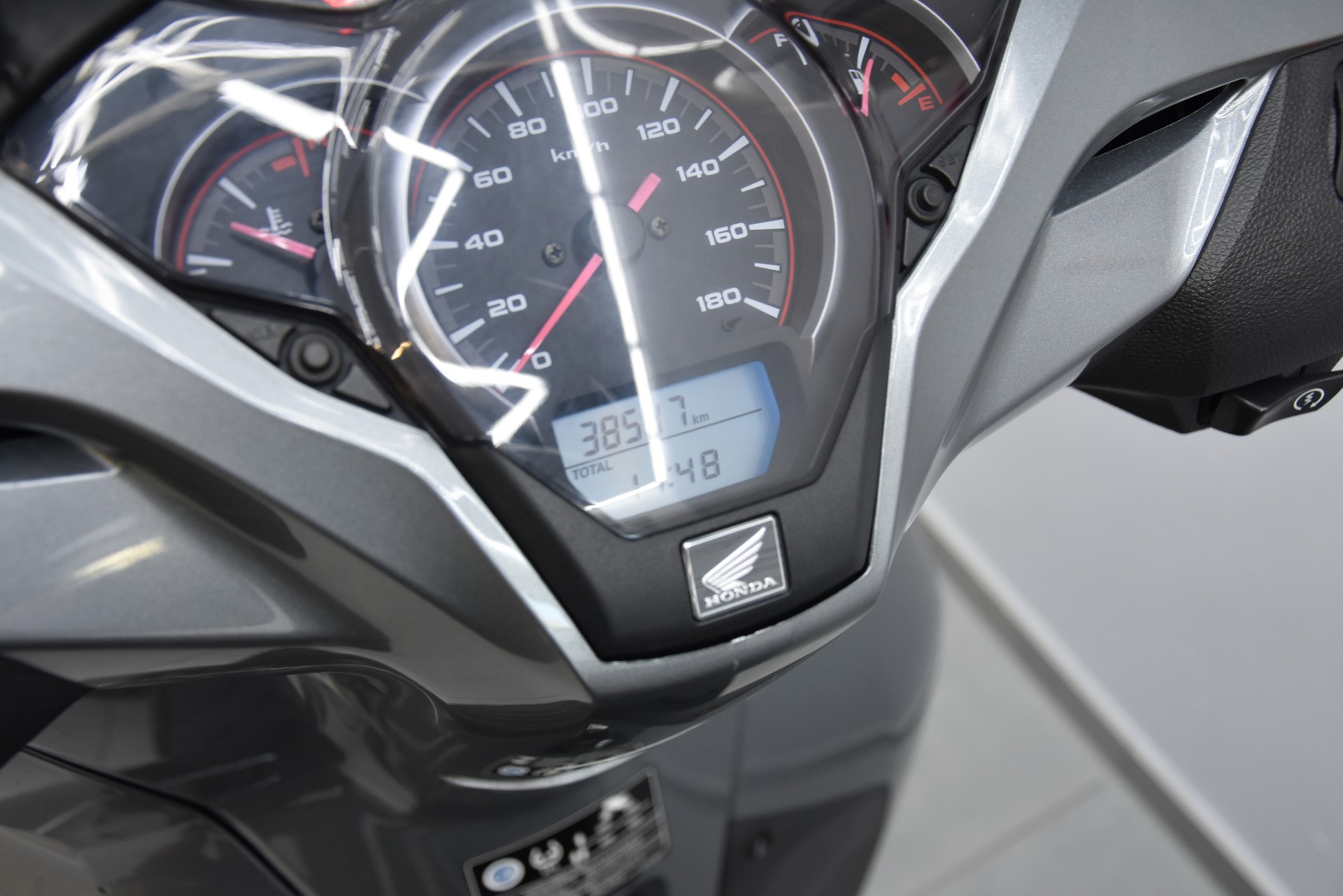 HONDA SH 300 i ABS-image-8