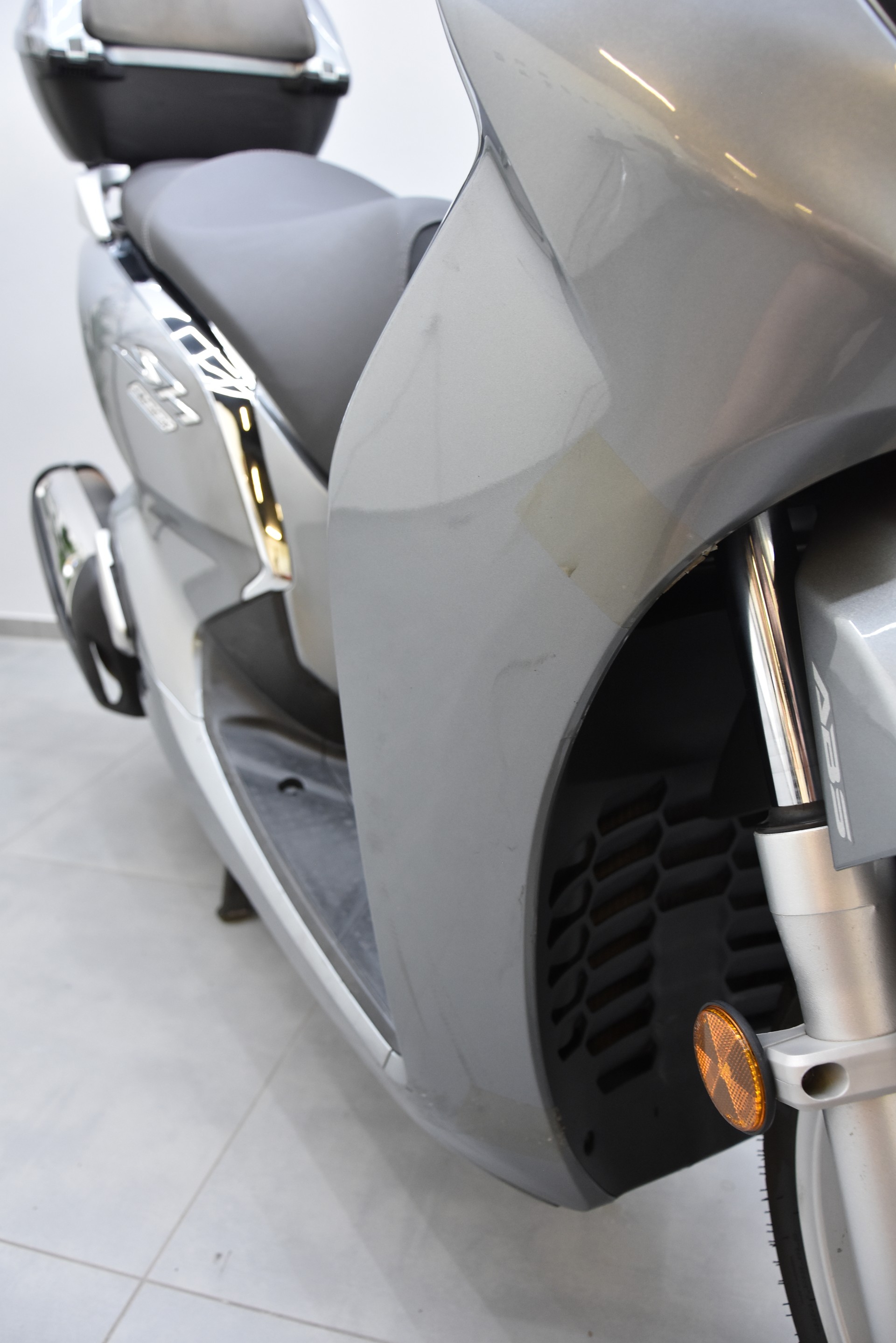 HONDA SH 300 i ABS-image-4
