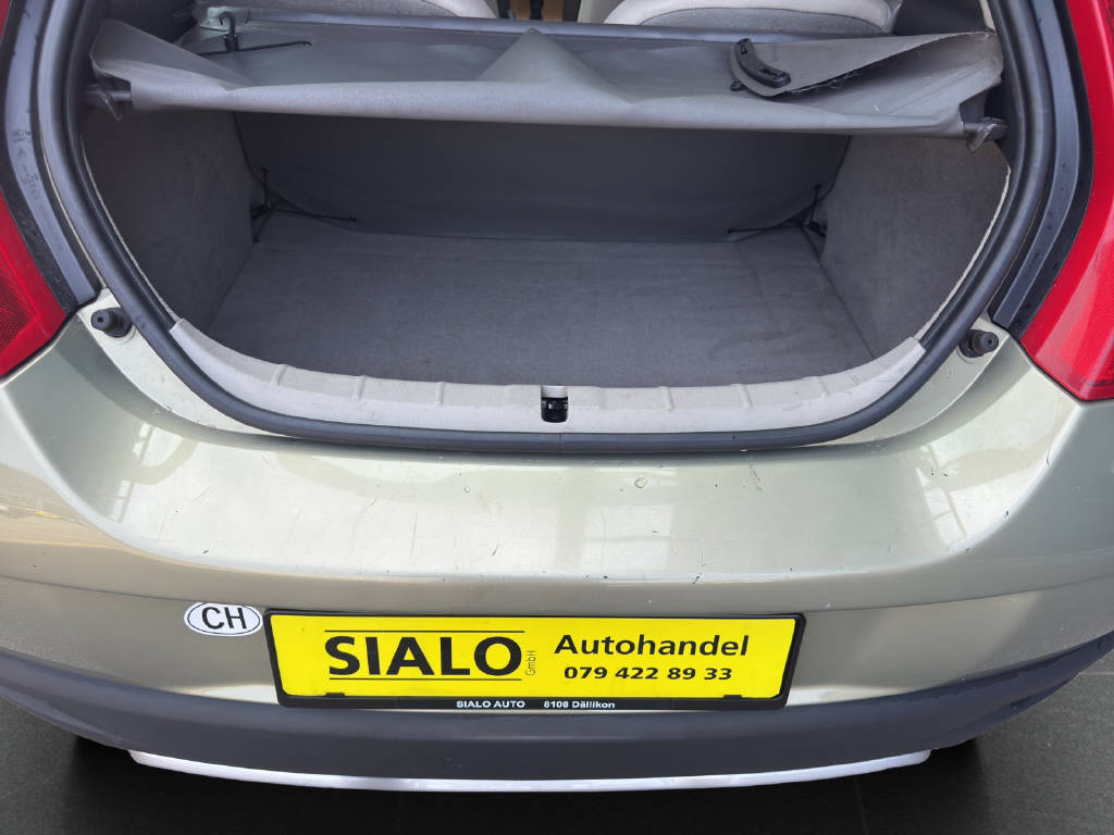 VOLVO C30 1.6 D2 Basis-image-13