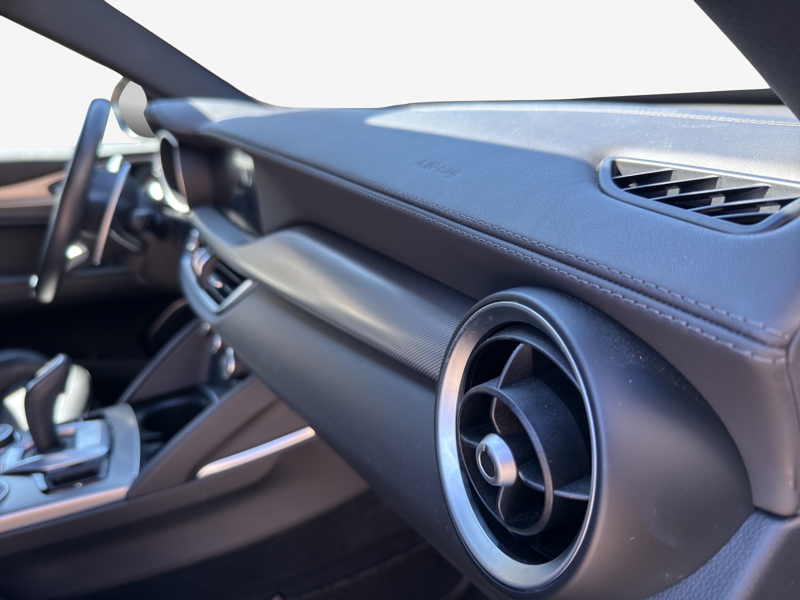 ALFA ROMEO Stelvio 2.0 Veloce Q4 Automatic-image-13
