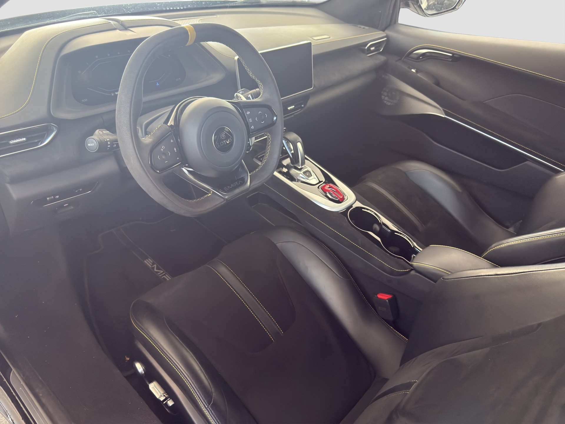 LOTUS Emira 3.5 V6 First Edition * Automatik *-image-8