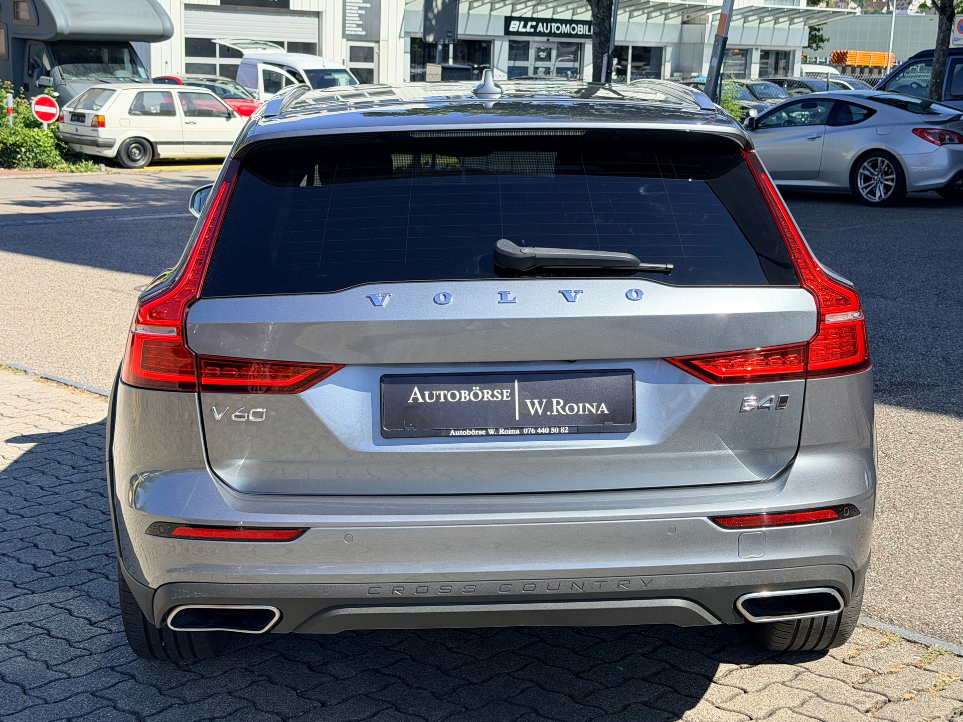 VOLVO V60 Cross Country B4 Diesel AWD Geartronic-showroom-element-3